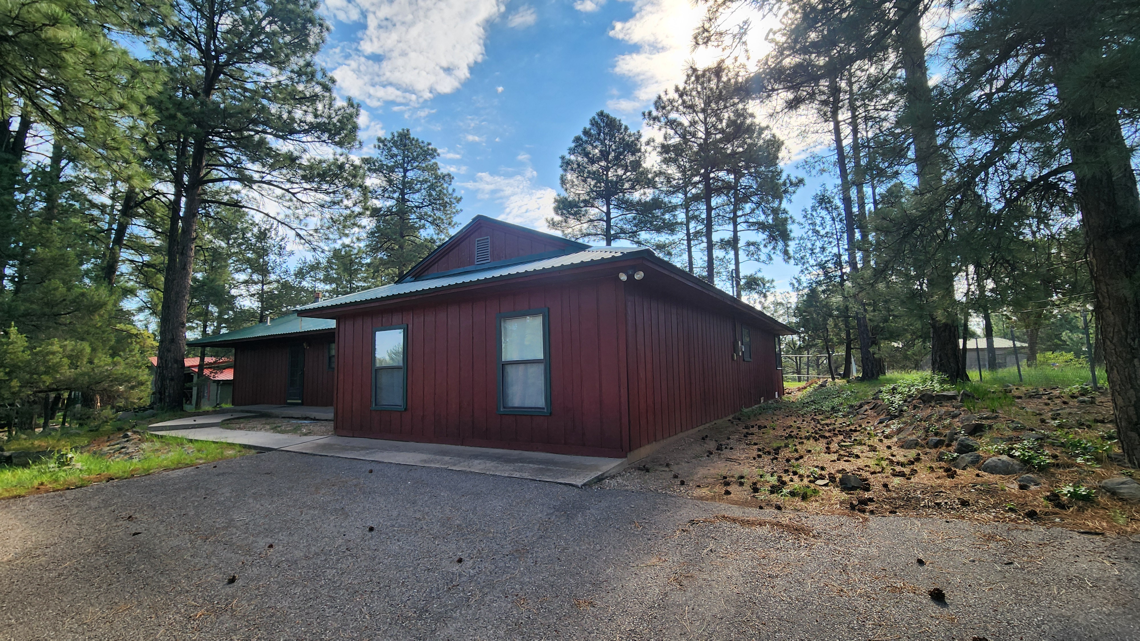 Alto, New Mexico, 88312, United States, 4 Bedrooms Bedrooms, ,3 BathroomsBathrooms,Residential,For Sale,1974023