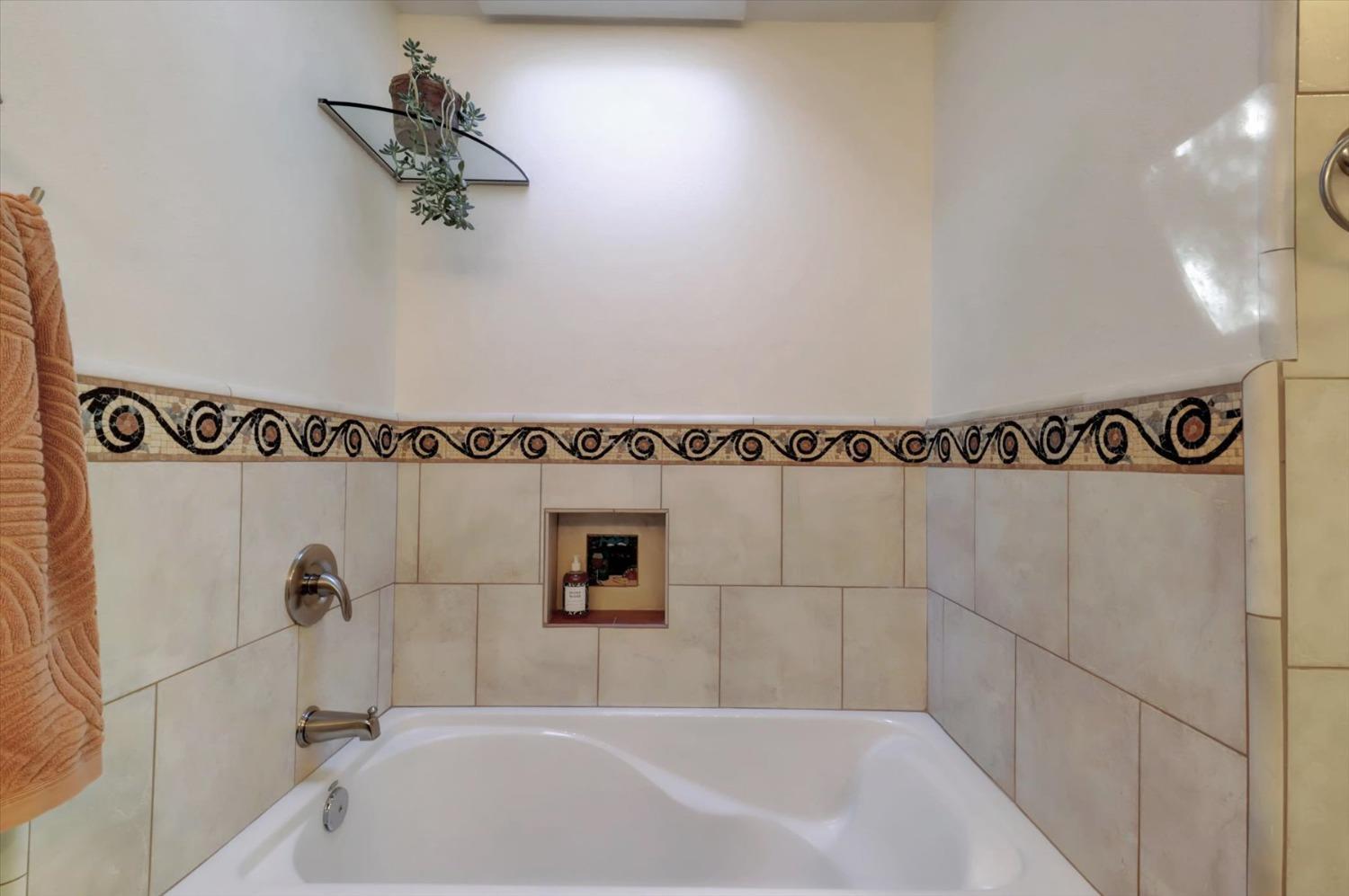 11709 Rough And Ready Road, Rough and Ready, California, 95975, United States, 2 Bedrooms Bedrooms, ,2 BathroomsBathrooms,Residential,For Sale,11709 Rough And Ready Road,1622564