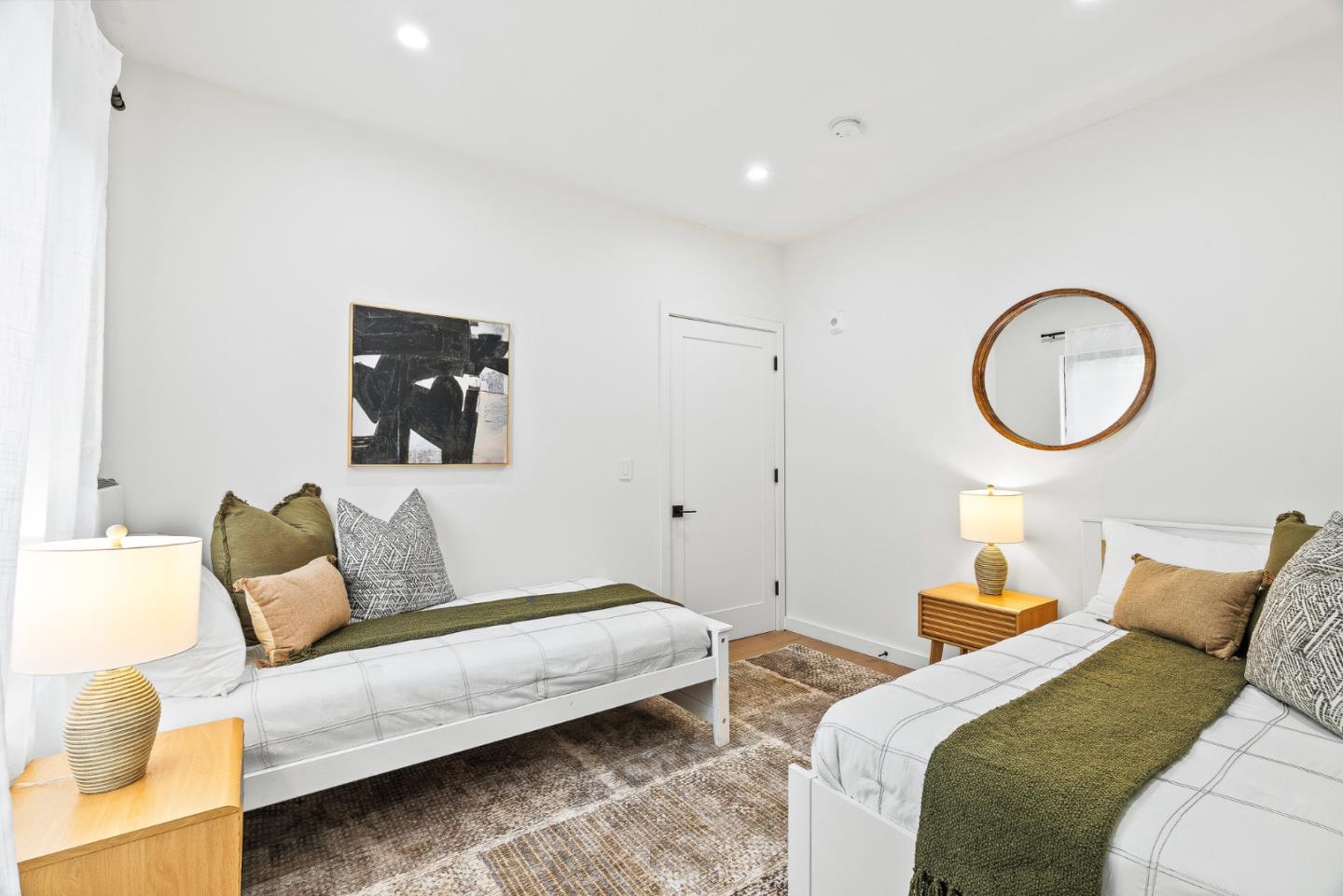 Redwood City, California, 94061, United States, 2 Bedrooms Bedrooms, ,3 BathroomsBathrooms,Residential,For Sale,2000792