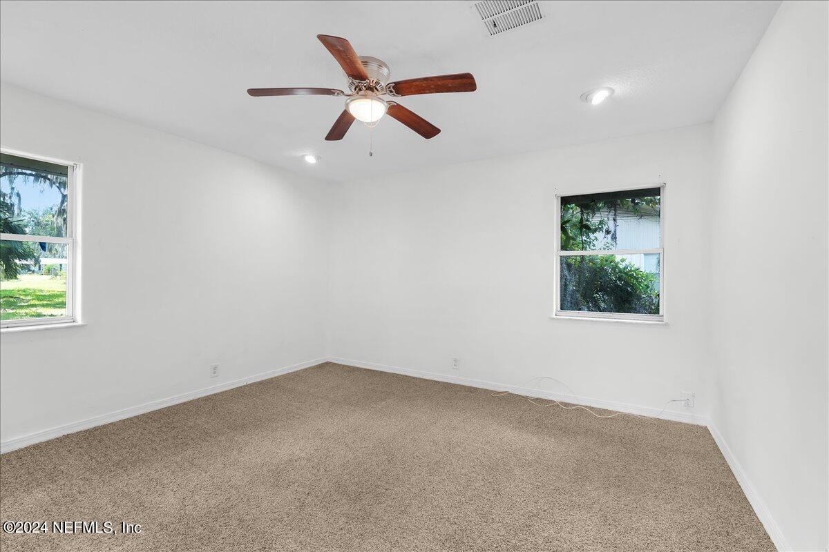 East Palatka, Florida, 32131, United States, 4 Bedrooms Bedrooms, ,4 BathroomsBathrooms,Residential,For Sale,1922938