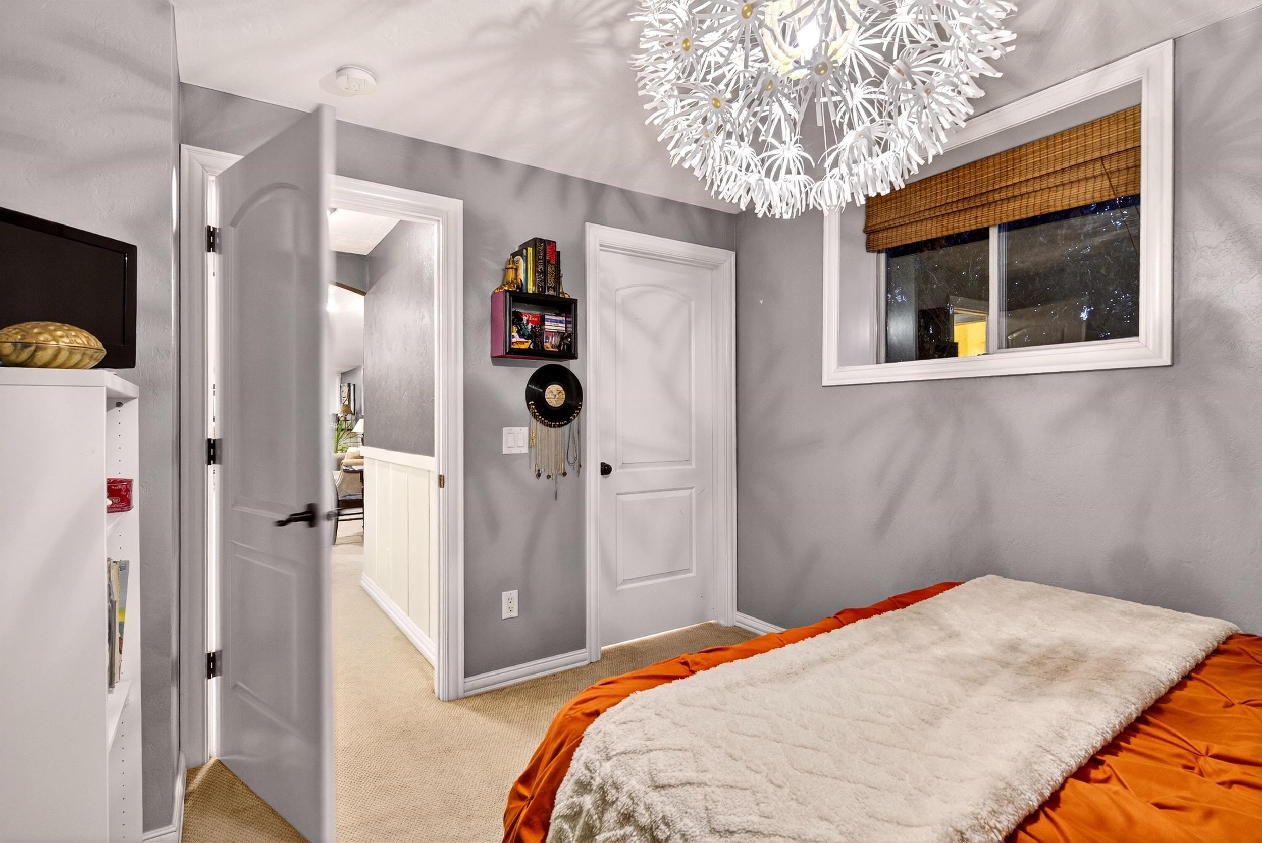 Neenah, Wisconsin, 54956, United States, 4 Bedrooms Bedrooms, ,4 BathroomsBathrooms,Residential,For Sale,1996384