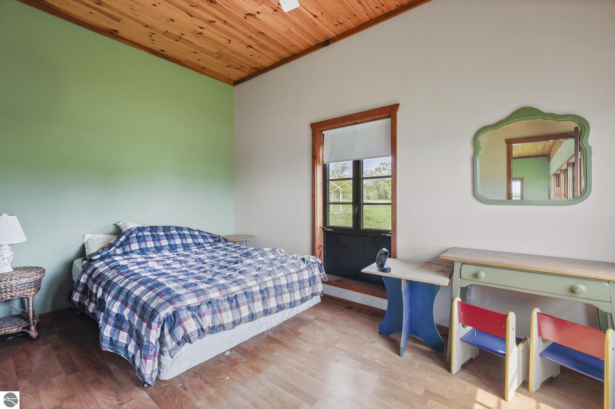 Traverse City, Michigan, 49686, United States, 3 Bedrooms Bedrooms, ,1 BathroomBathrooms,Residential,For Sale,1847565