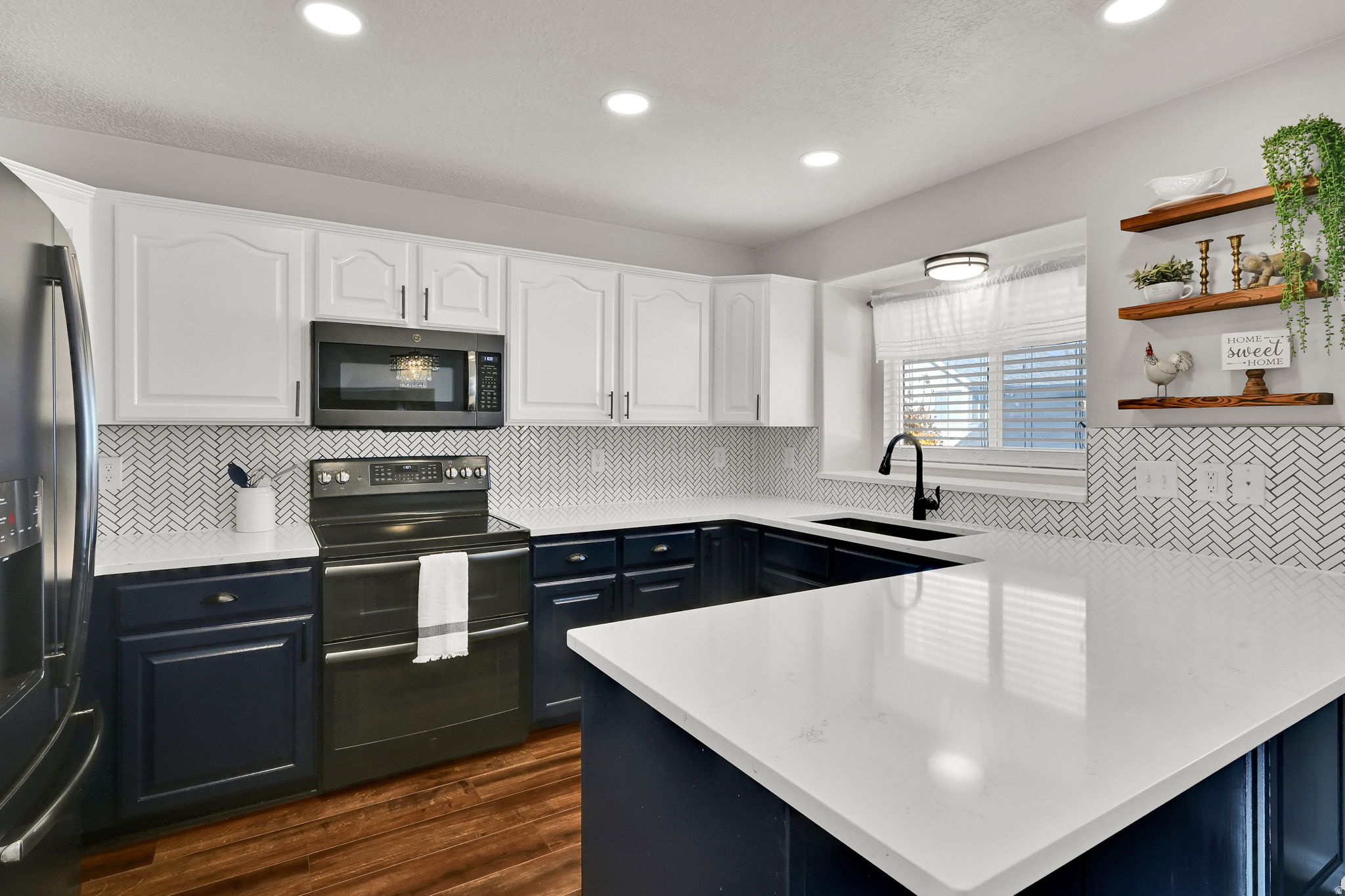 Clinton, Utah, 84015, United States, 5 Bedrooms Bedrooms, ,3 BathroomsBathrooms,Residential,For Sale,1987600