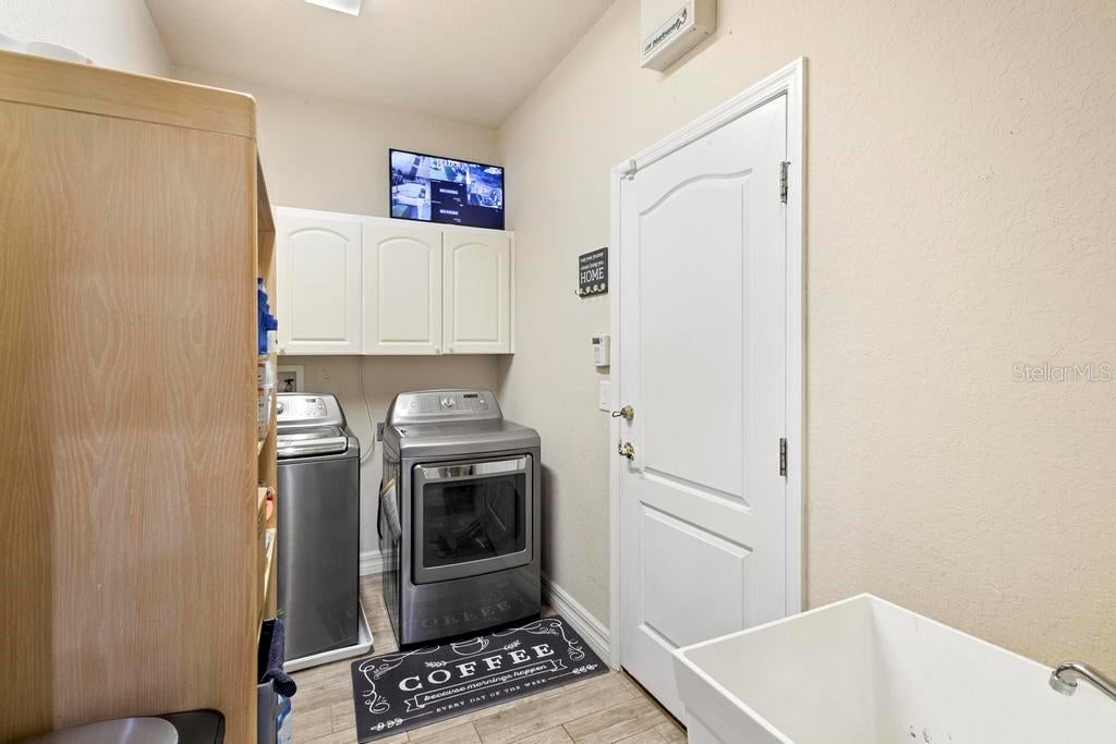 POLK CITY, Florida, 33868, United States, 3 Bedrooms Bedrooms, ,2 BathroomsBathrooms,Residential,For Sale,1981062