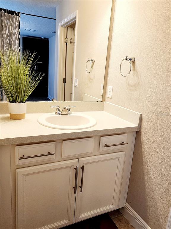 Winter Garden, Florida, 34787, United States, 5 Bedrooms Bedrooms, ,4 BathroomsBathrooms,Residential,For Sale,1868567