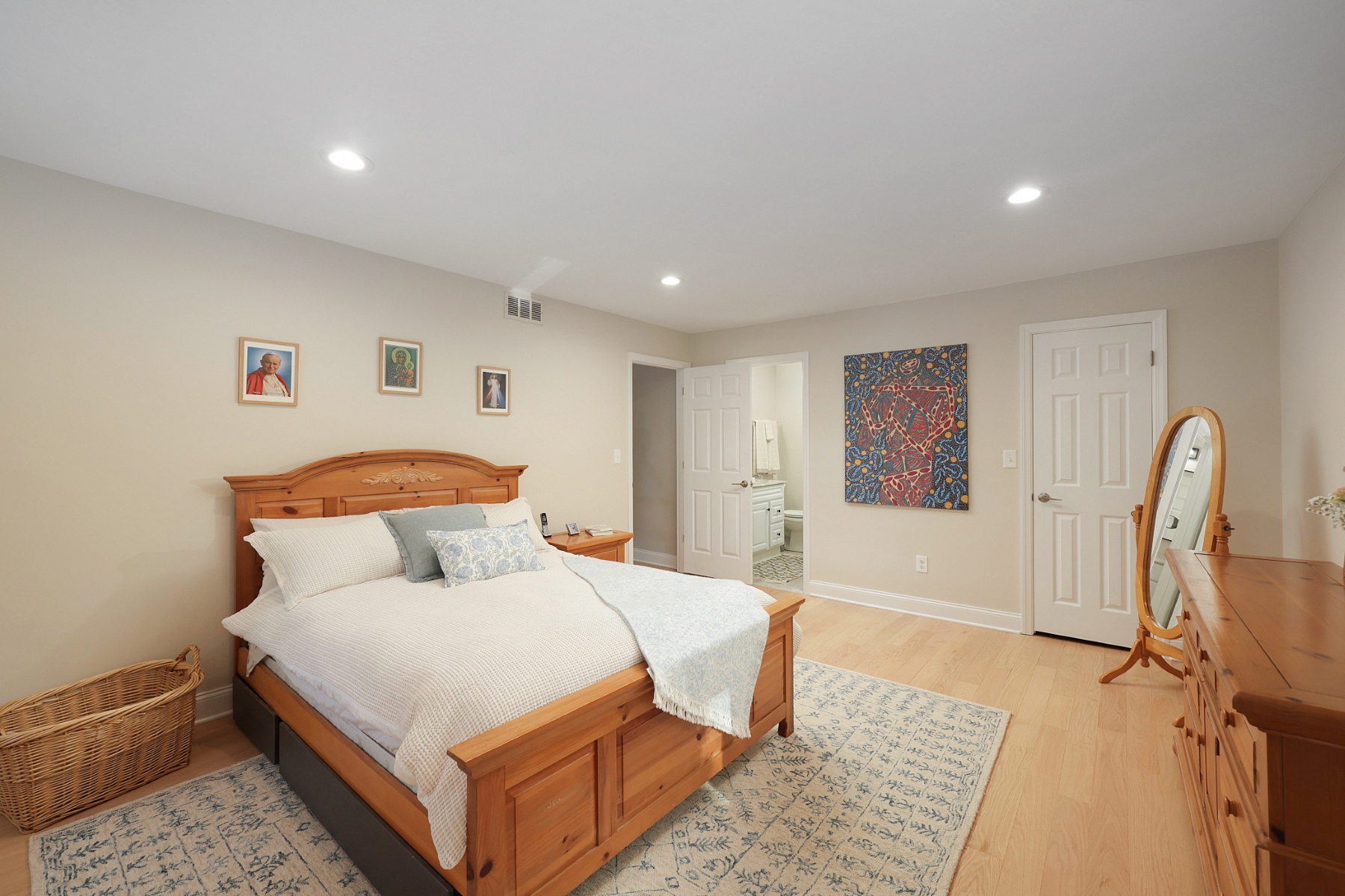  ?Sunrise? Beautifully Updated and Thoughtfully Renovated Condominium - 物件實景