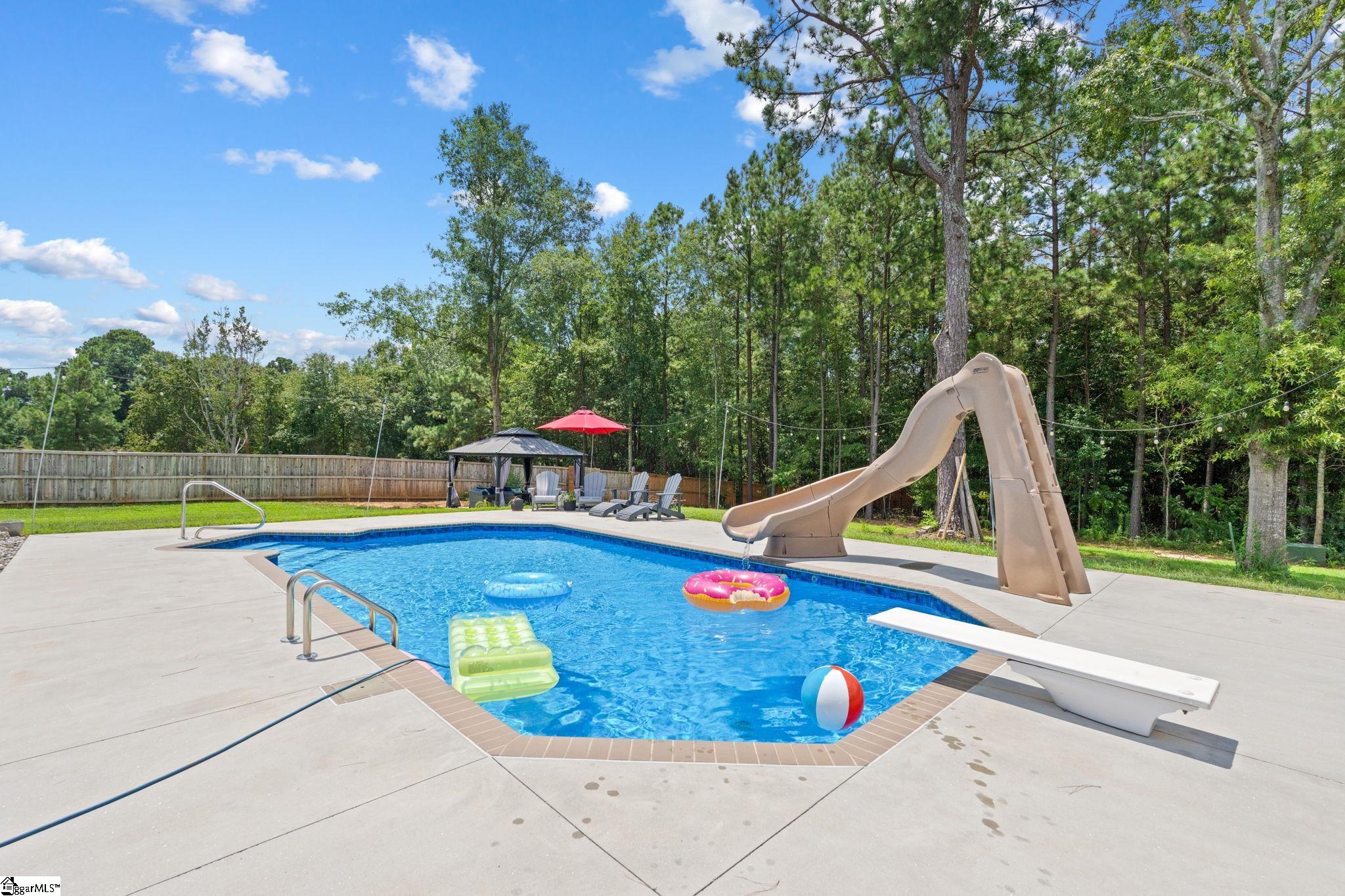 Belton, South Carolina, 29627, United States, 5 Bedrooms Bedrooms, ,4 BathroomsBathrooms,Residential,For Sale,1901180