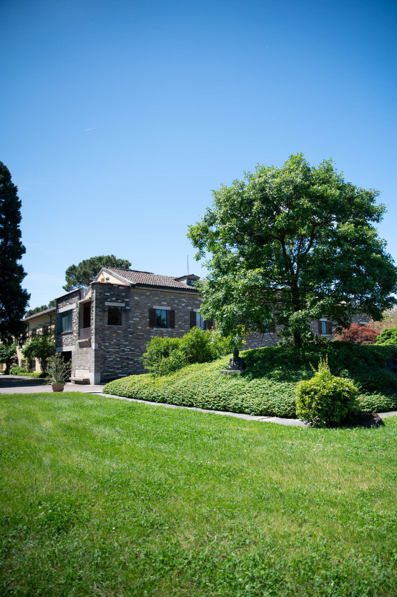 Acqui Terme, Alessandria, 15011, IT, 8 Bedrooms Bedrooms, ,12 BathroomsBathrooms,Residential,For Sale,1876456