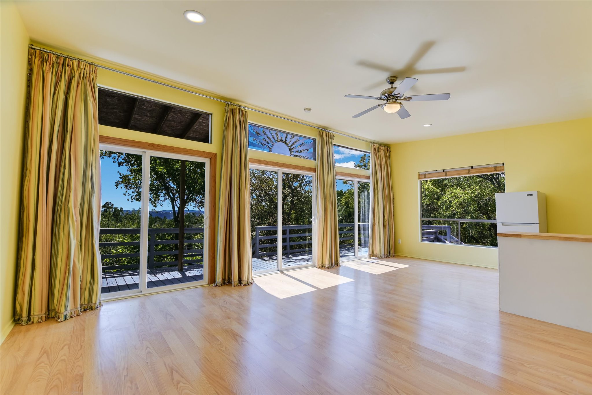 Wimberley, Texas, 78676, United States, 3 Bedrooms Bedrooms, ,3 BathroomsBathrooms,Residential,For Sale,1984414