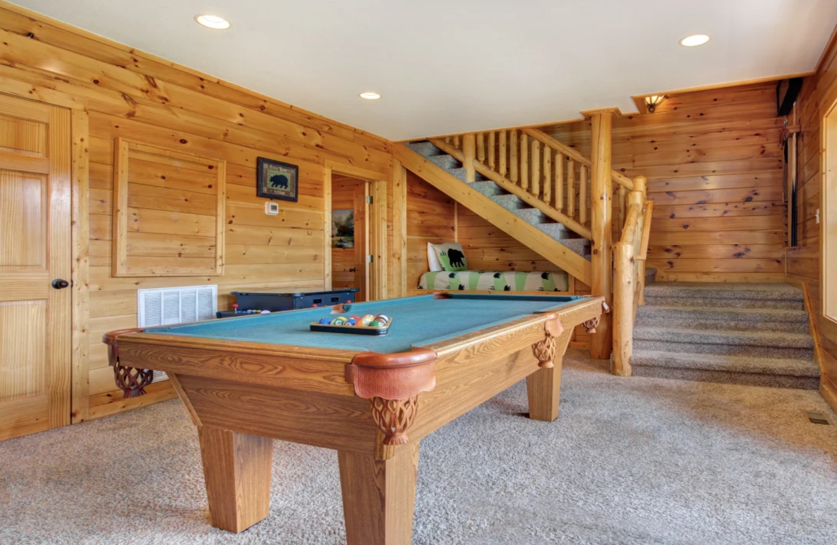 Gatlinburg, Tennessee, 37738, United States, 5 Bedrooms Bedrooms, ,5 BathroomsBathrooms,Residential,For Sale,1923991