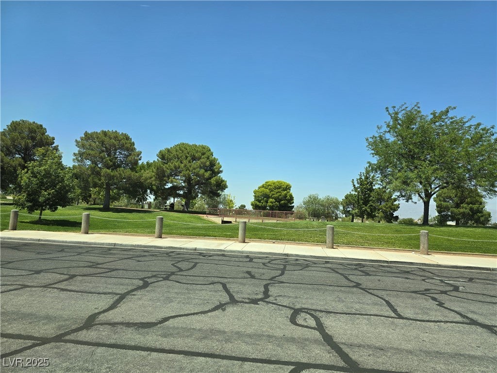 Las Vegas, Nevada, 89145, United States, 4 Bedrooms Bedrooms, ,2 BathroomsBathrooms,Residential,For Sale,1929054