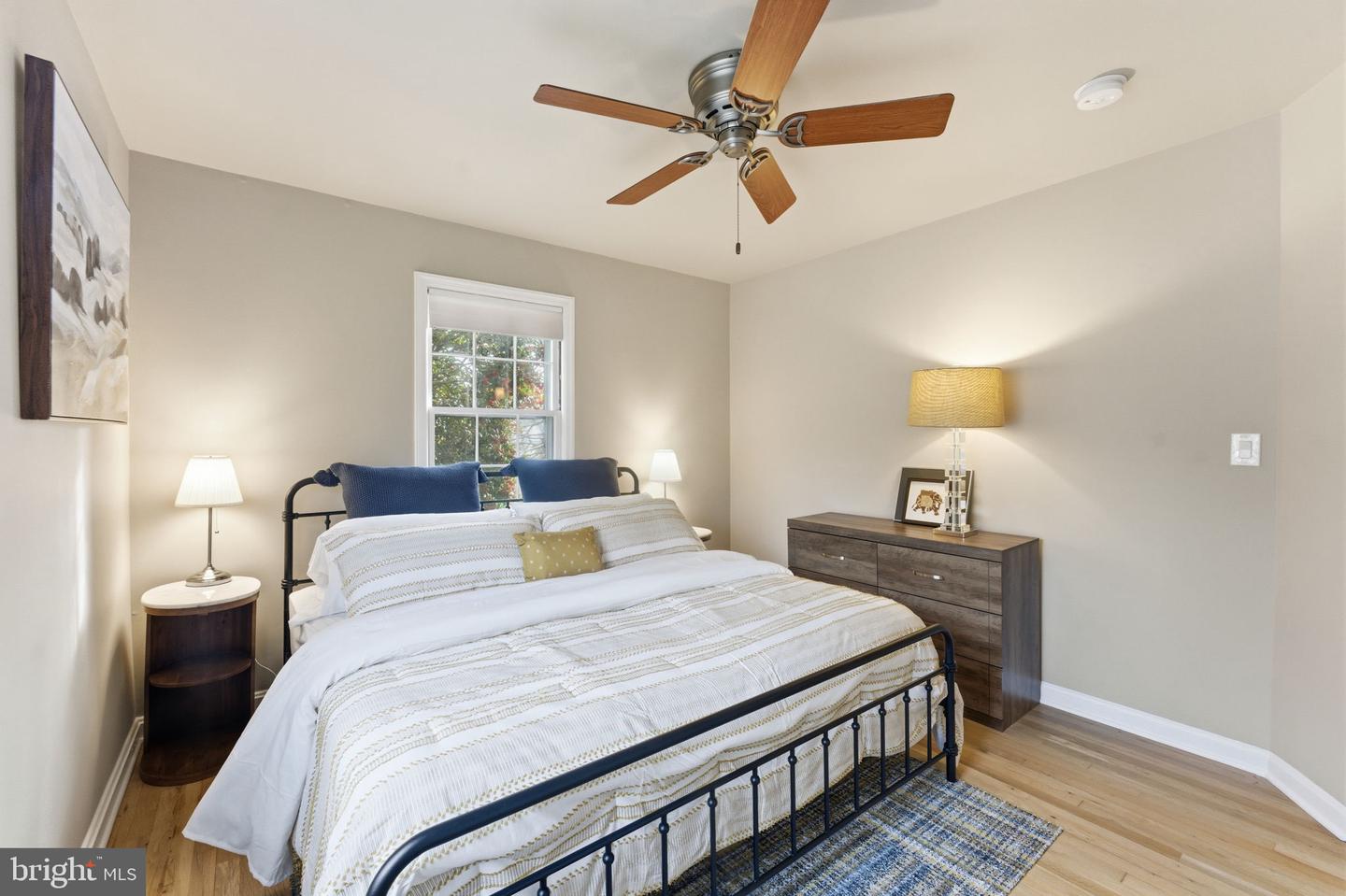 Kensington, Maryland, 20895, United States, 3 Bedrooms Bedrooms, ,2 BathroomsBathrooms,Residential,For Sale,1999038