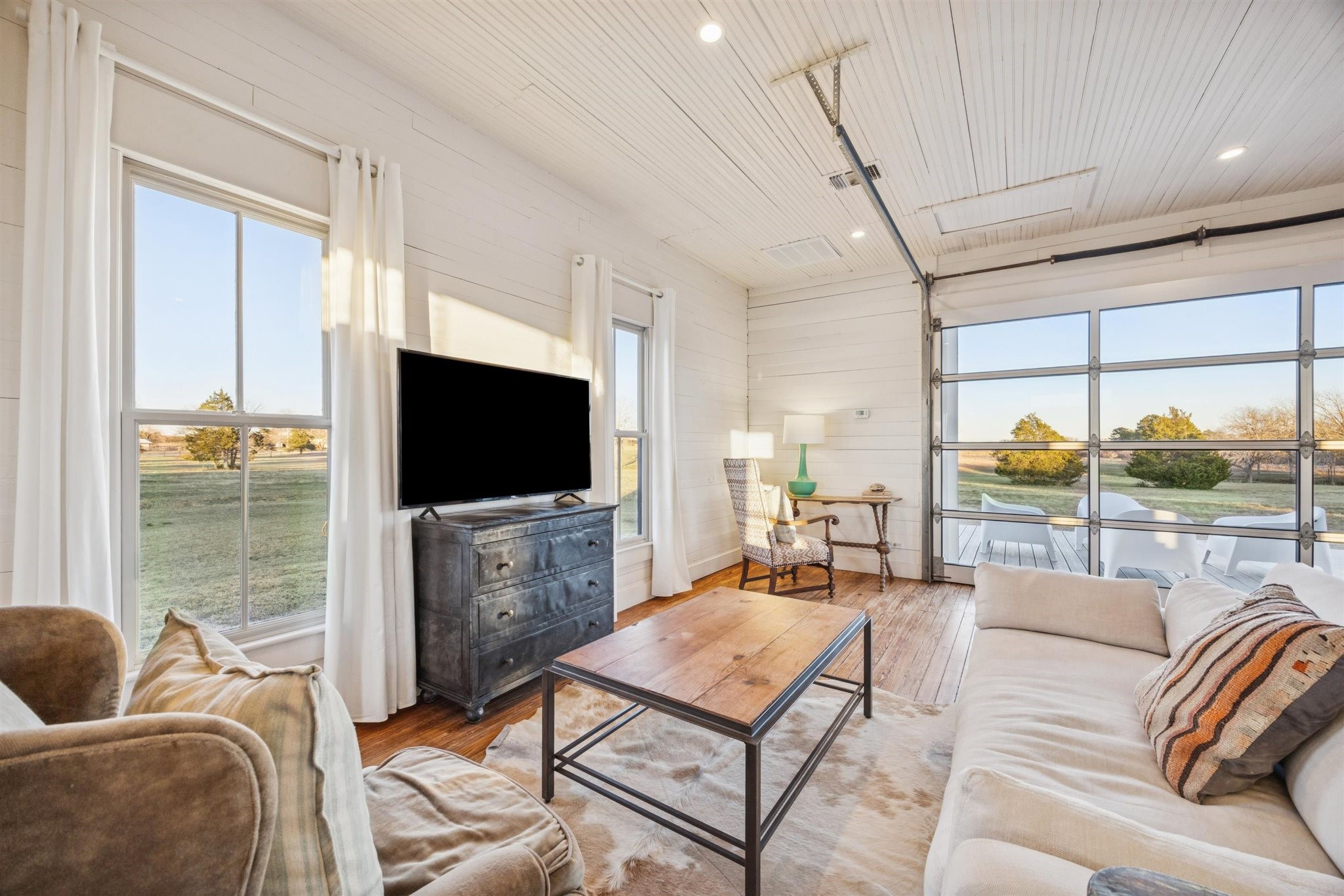  6389 Miller Road - 物件實景