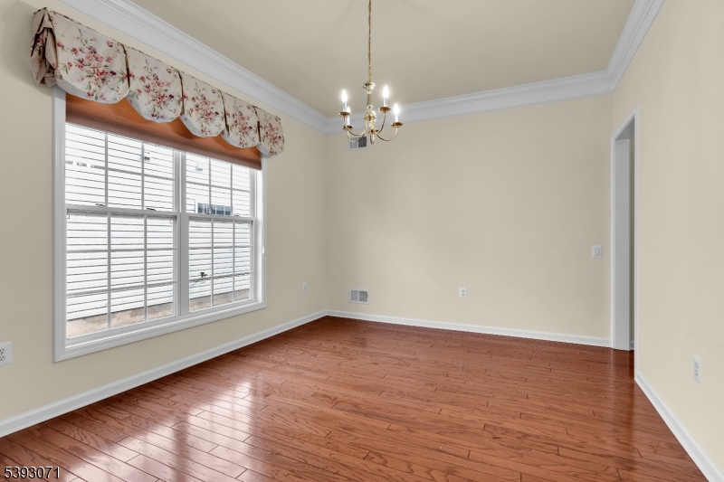 Franklin Twp., New Jersey, 08873, United States, 2 Bedrooms Bedrooms, ,3 BathroomsBathrooms,Residential,For Sale,1987602