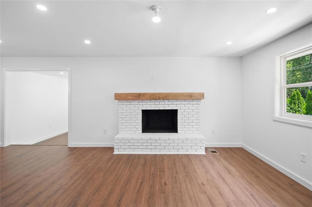 Woodstock, Georgia, 30189, United States, 3 Bedrooms Bedrooms, ,2 BathroomsBathrooms,Residential,For Sale,1857248