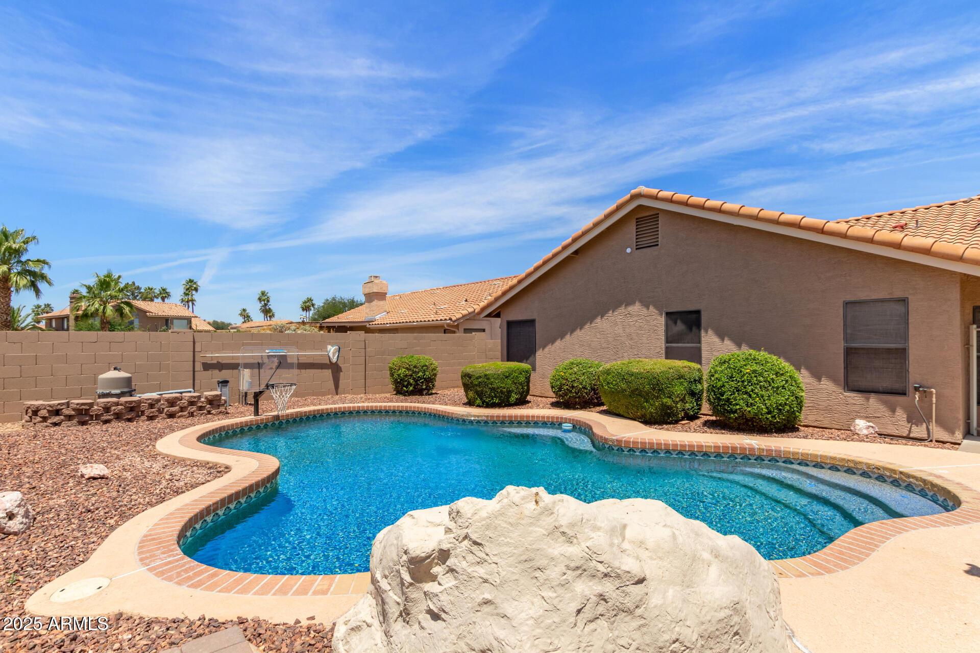 Gilbert, Arizona, 85233, United States, 4 Bedrooms Bedrooms, ,2 BathroomsBathrooms,Residential,For Sale,1983748