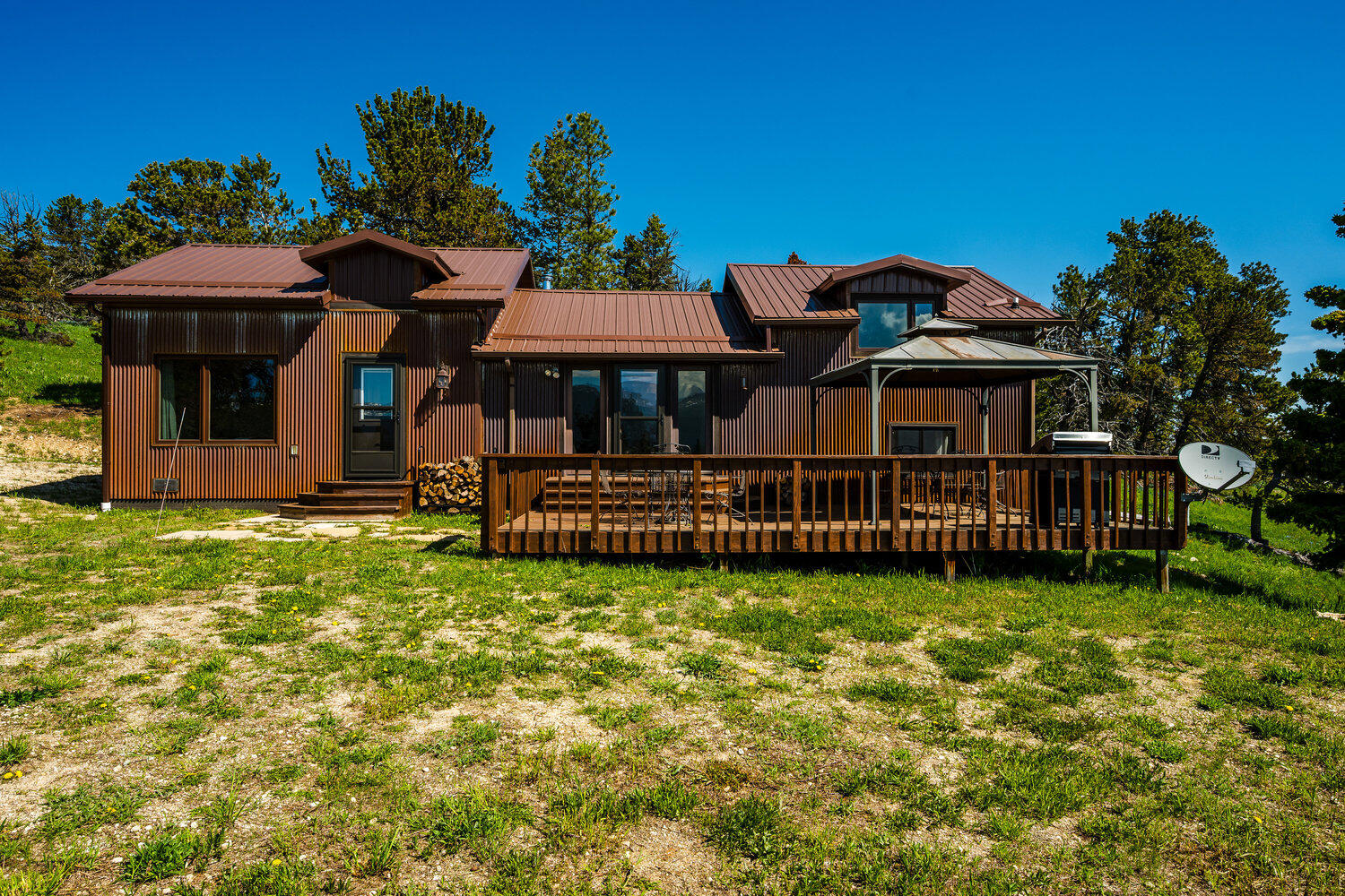 Sheridan, Wyoming, 82801, United States, 3 Bedrooms Bedrooms, ,2 BathroomsBathrooms,Residential,For Sale,1890581