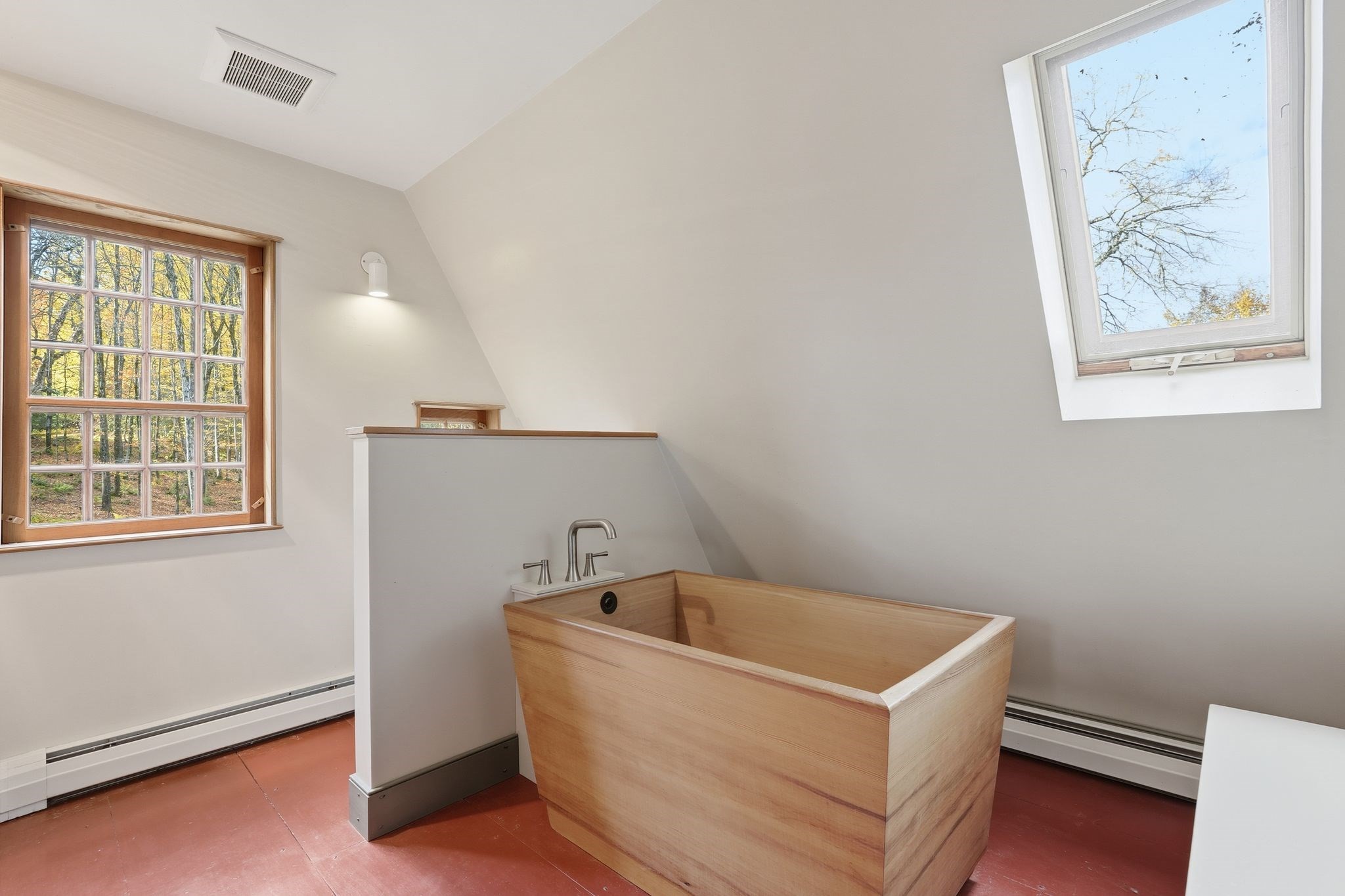 Worthington, Massachusetts, 01098, United States, 2 Bedrooms Bedrooms, ,2 BathroomsBathrooms,Residential,For Sale,1980964