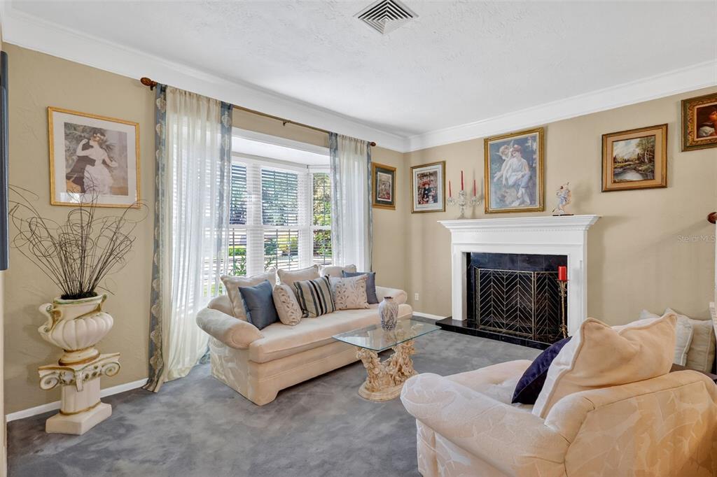 Seminole, Florida, 33776, United States, 3 Bedrooms Bedrooms, ,3 BathroomsBathrooms,Residential,For Sale,1989407