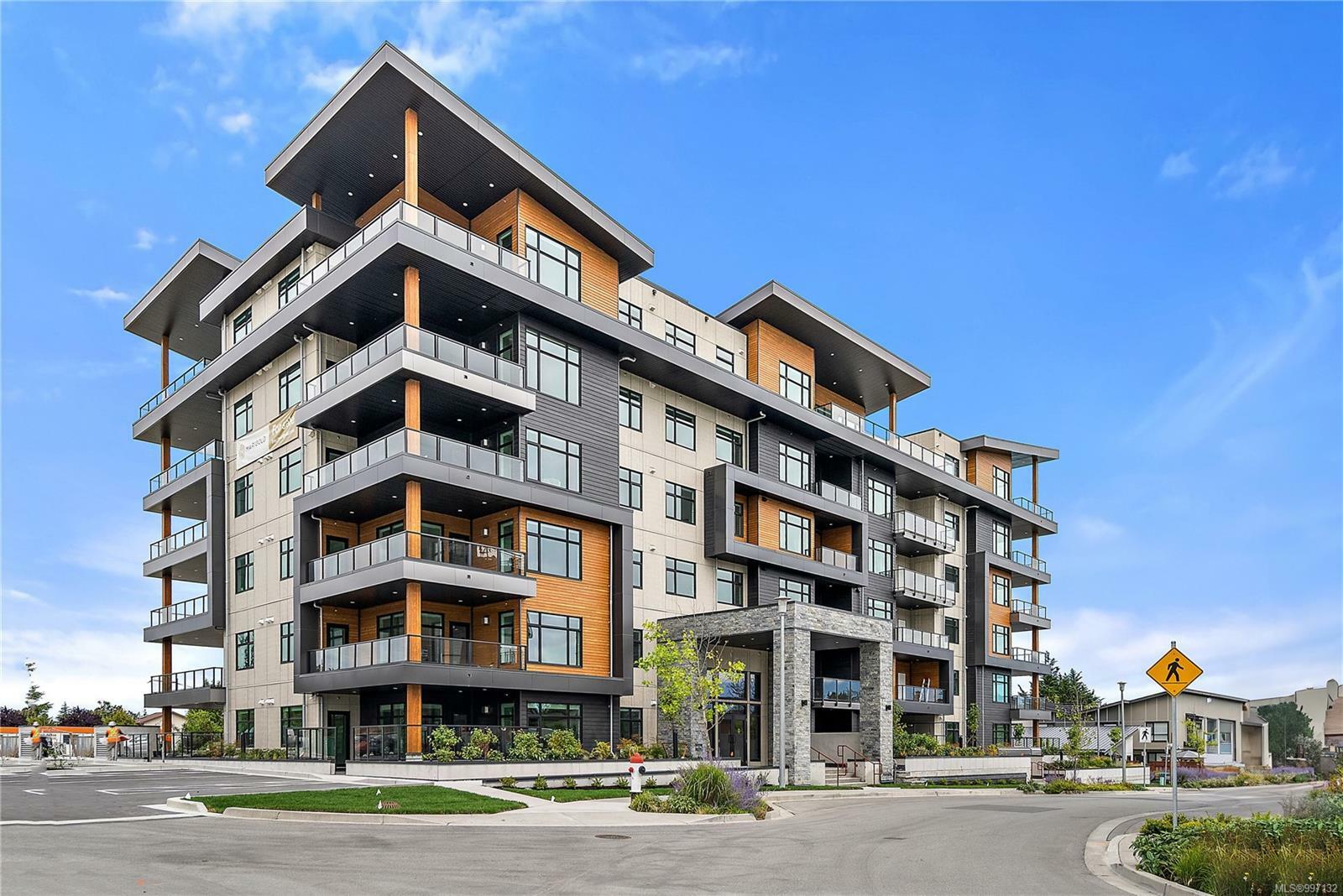 CENTRAL SAANICH, British Columbia, V8M 0B9, CA, 2 Bedrooms Bedrooms, ,Residential,For Sale,1874354