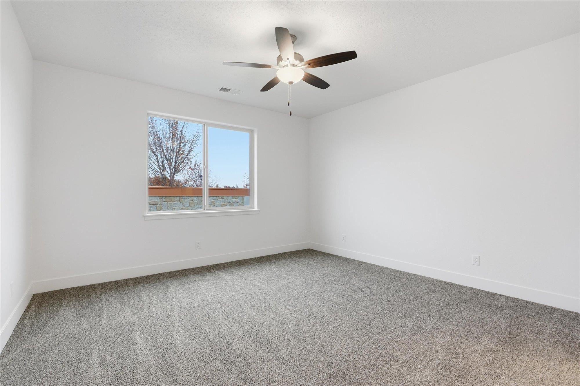 Deer Park, Washington, 99006, United States, 3 Bedrooms Bedrooms, ,2 BathroomsBathrooms,Residential,For Sale,1988069