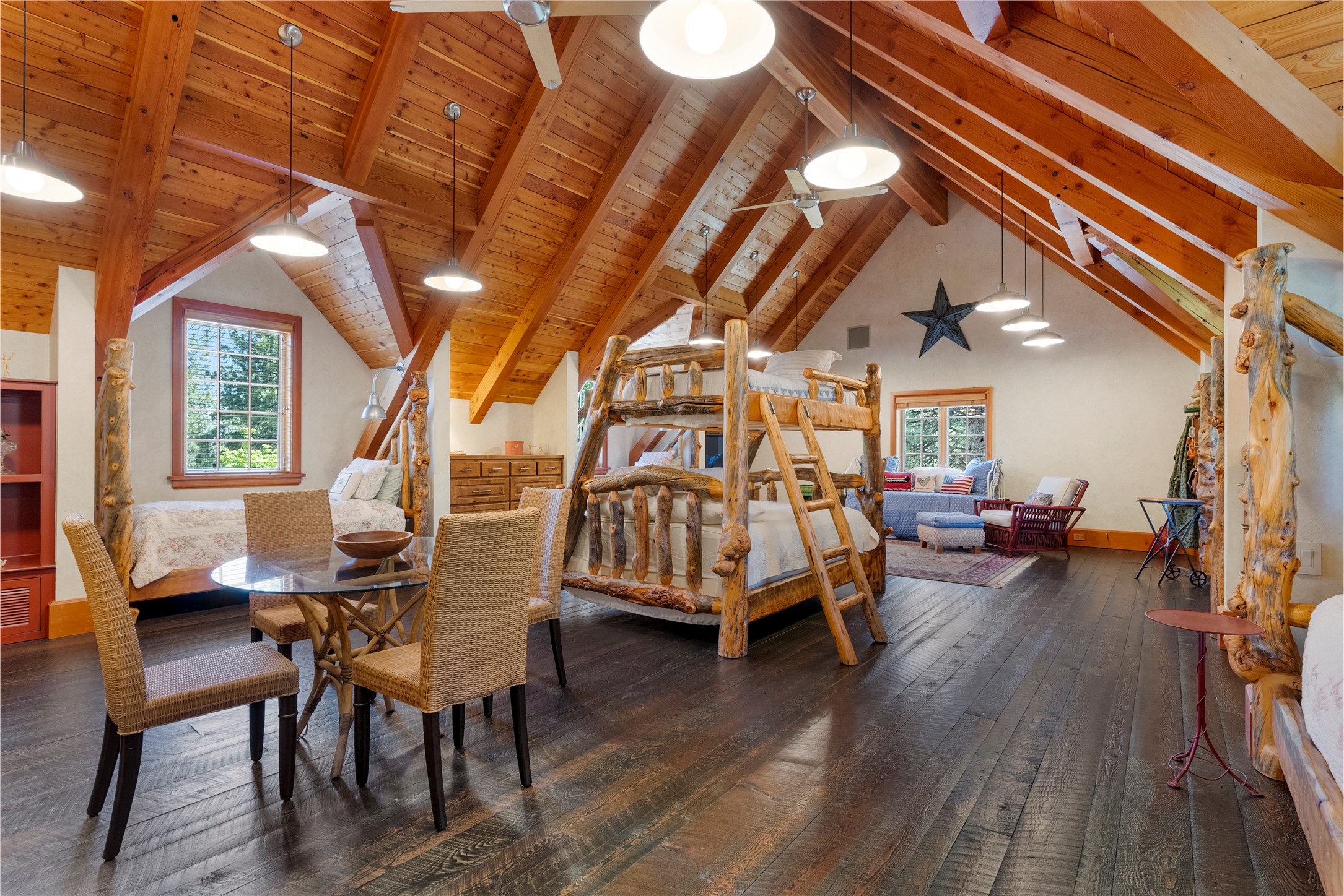  594 Bunkhouse Road - 物件實景