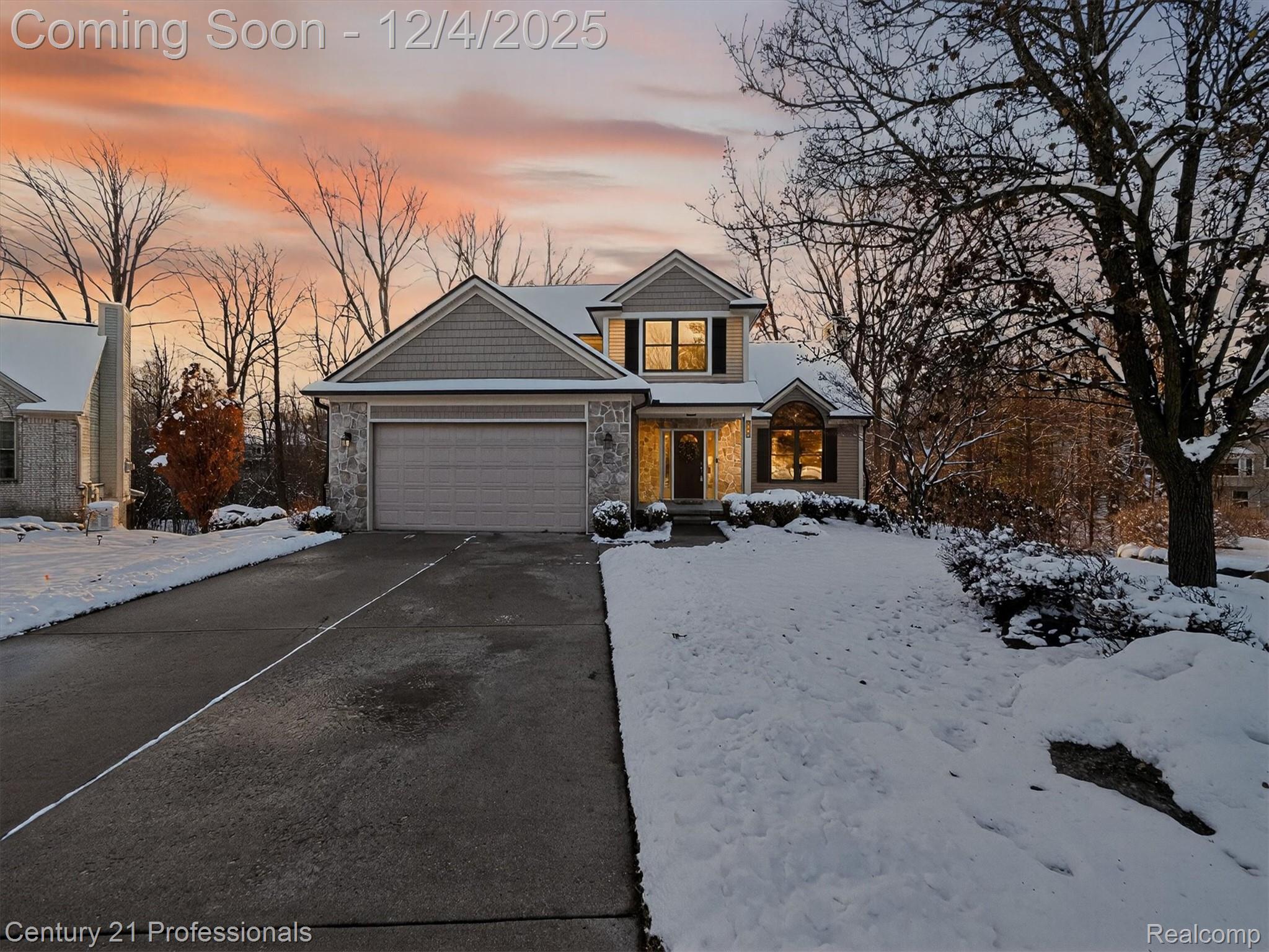 Orion, Michigan, 48360, United States, 4 Bedrooms Bedrooms, ,4 BathroomsBathrooms,Residential,For Sale,2001208
