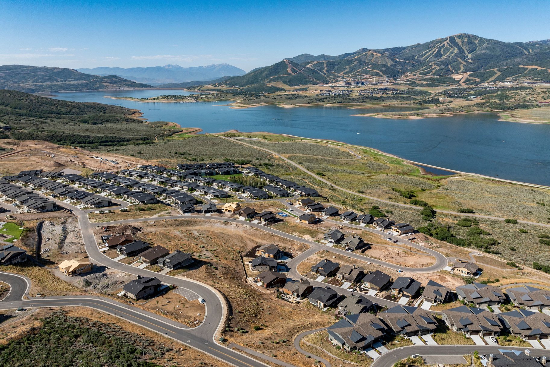  Expansive View Lot Within Lakeview Estates - 物件實景
