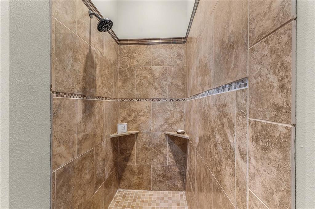 Weatherford, Texas, 76085, United States, 4 Bedrooms Bedrooms, ,3 BathroomsBathrooms,Residential,For Sale,2040149