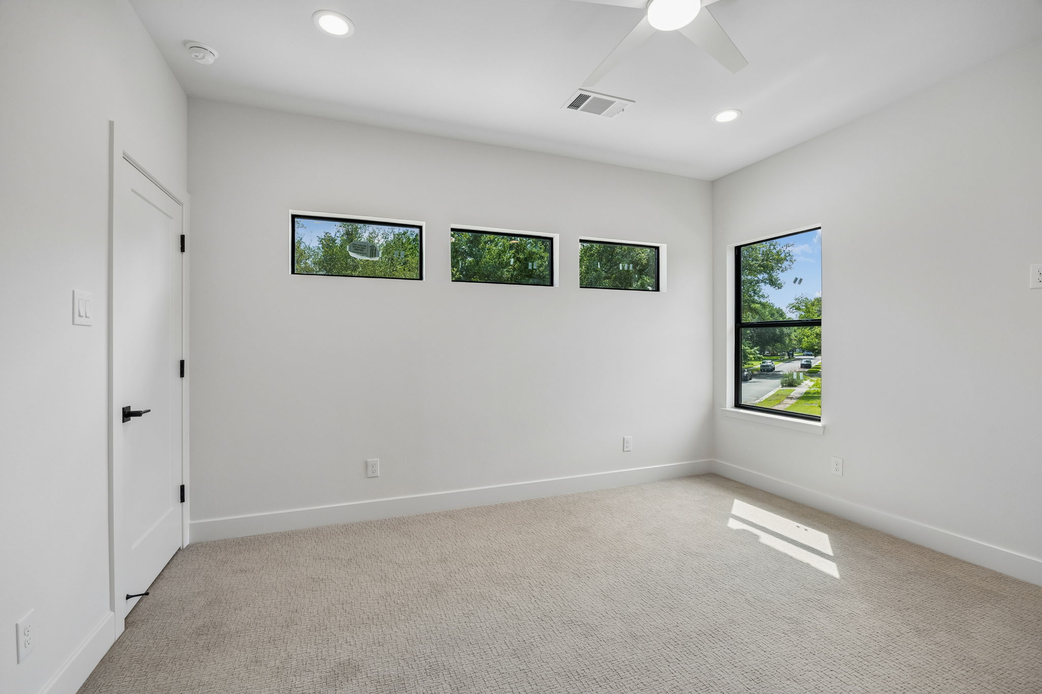  3579 Flaxley Drive - 物件實景