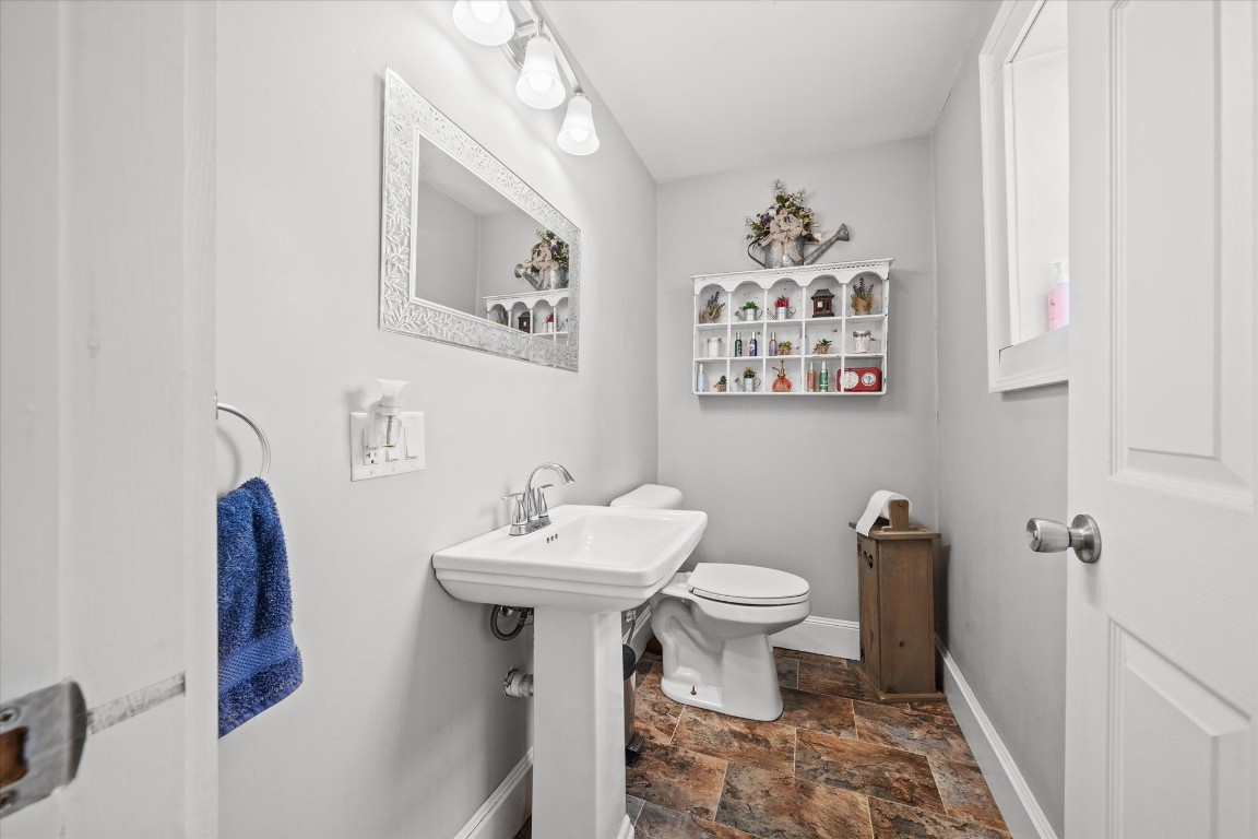 Oxford, New York, 13830, United States, 4 Bedrooms Bedrooms, ,3 BathroomsBathrooms,Residential,For Sale,1722820