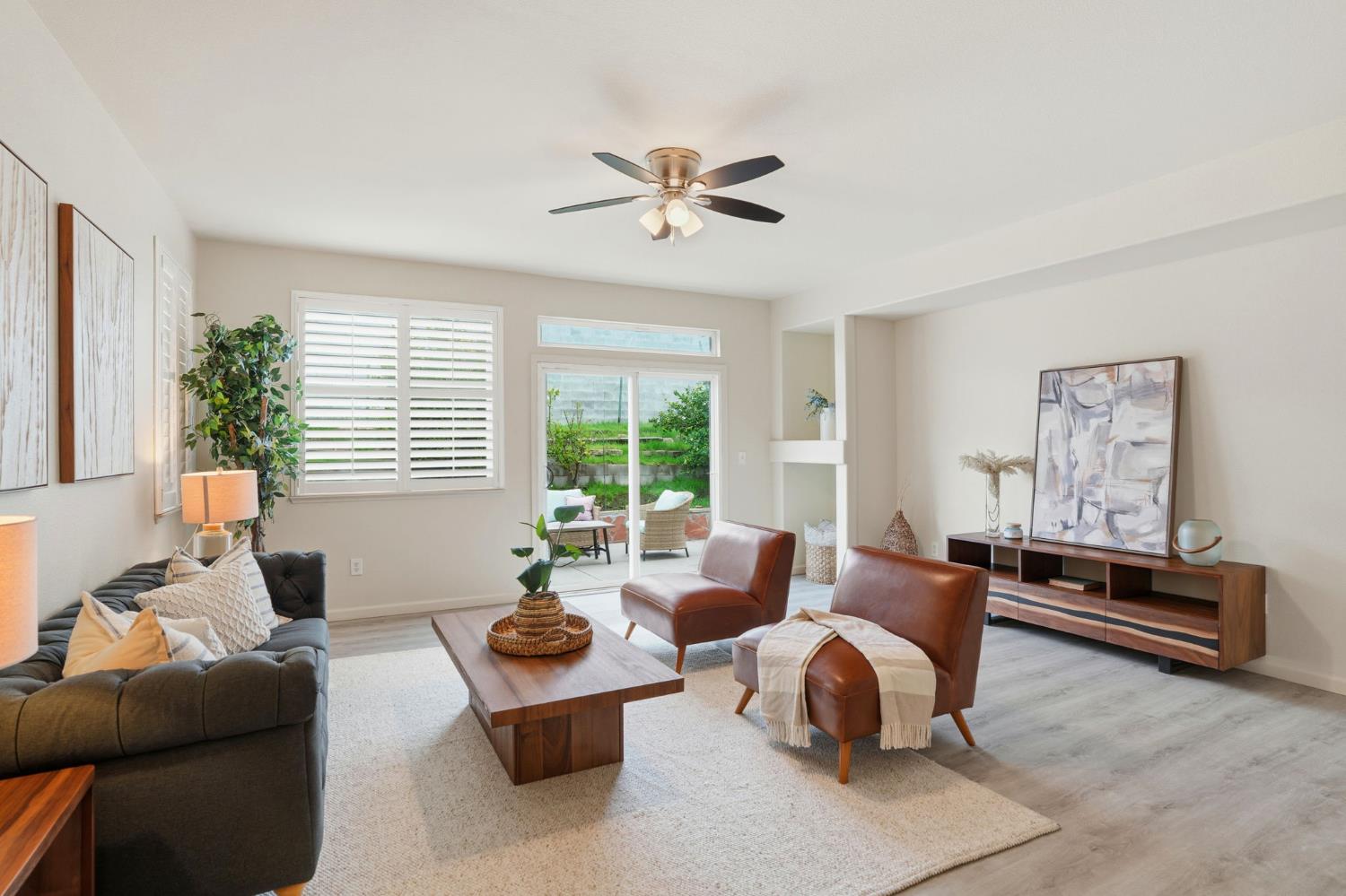 Stockton, California, 95209, United States, 4 Bedrooms Bedrooms, ,3 BathroomsBathrooms,Residential,For Sale,1998971