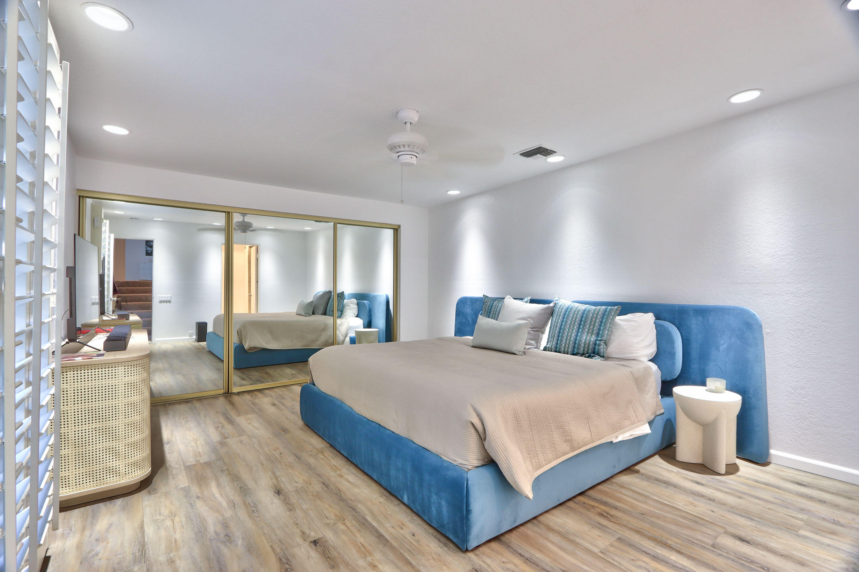 Palm Desert, California, 92260, United States, 2 Bedrooms Bedrooms, ,2 BathroomsBathrooms,Residential,For Sale,1956023