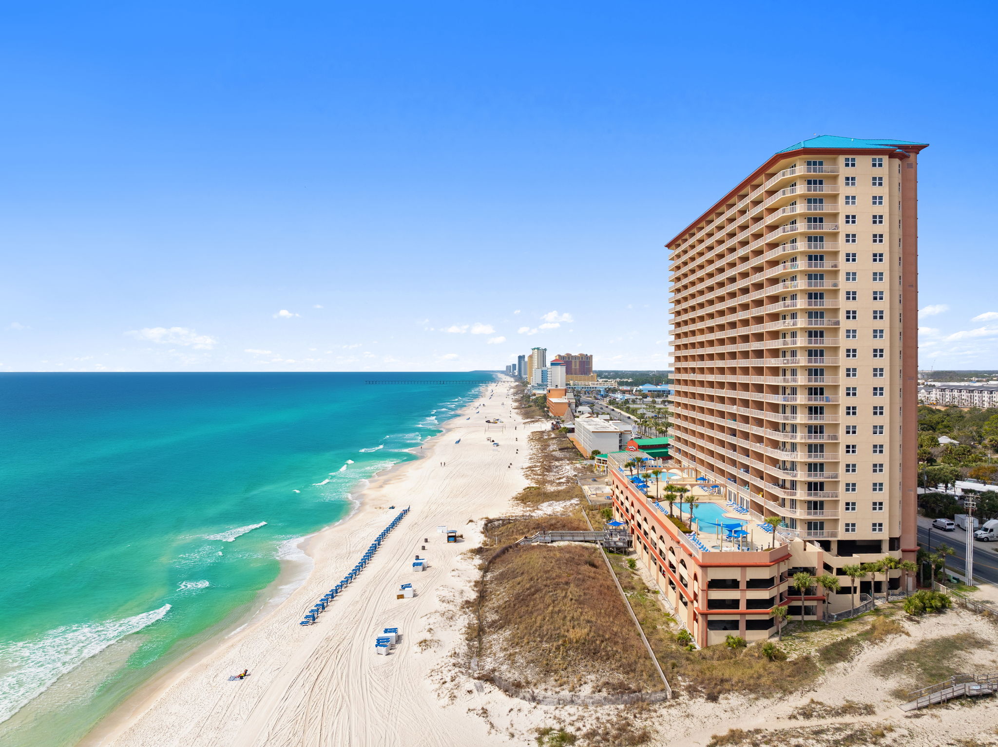  Fully-Furnished Gulf-Front Penthouse With Bunk Room In Prime Location - 物件實景