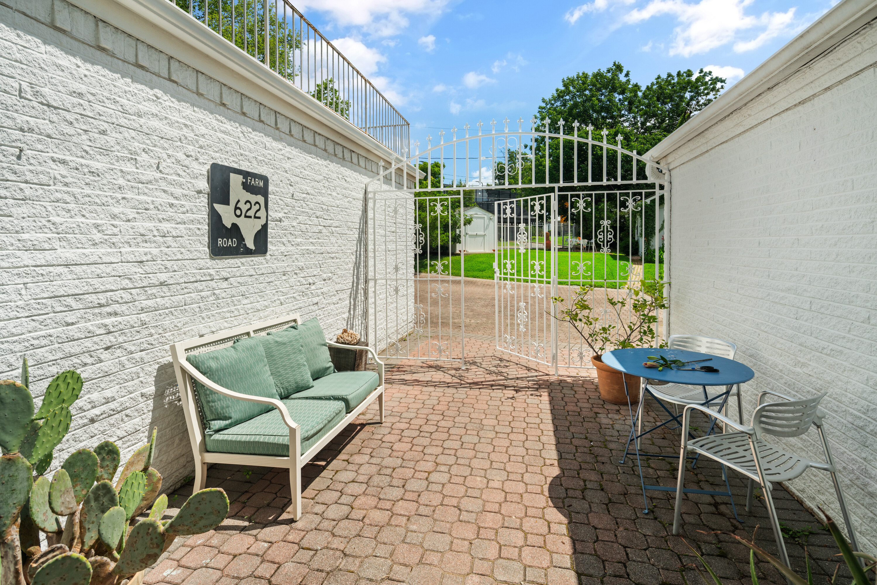  622 N. Brookside Drive - 物件實景