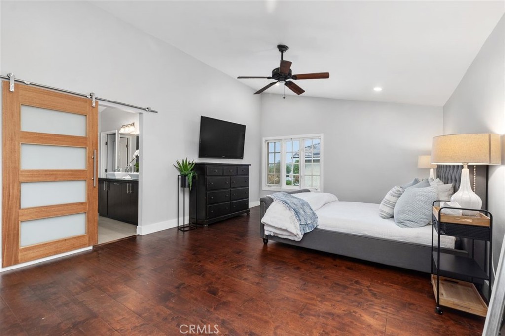 Lake Forest, California, 92630, United States, 6 Bedrooms Bedrooms, ,4 BathroomsBathrooms,Residential,For Sale,1991080