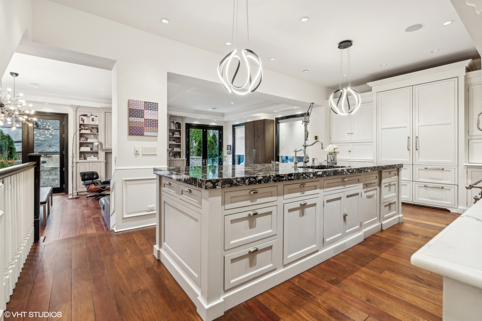 3830 N Wayne Avenue, Chicago, Illinois, 60613, United States, 6 Bedrooms Bedrooms, ,6 BathroomsBathrooms,Residential,For Sale,3830 N Wayne Avenue,1628817