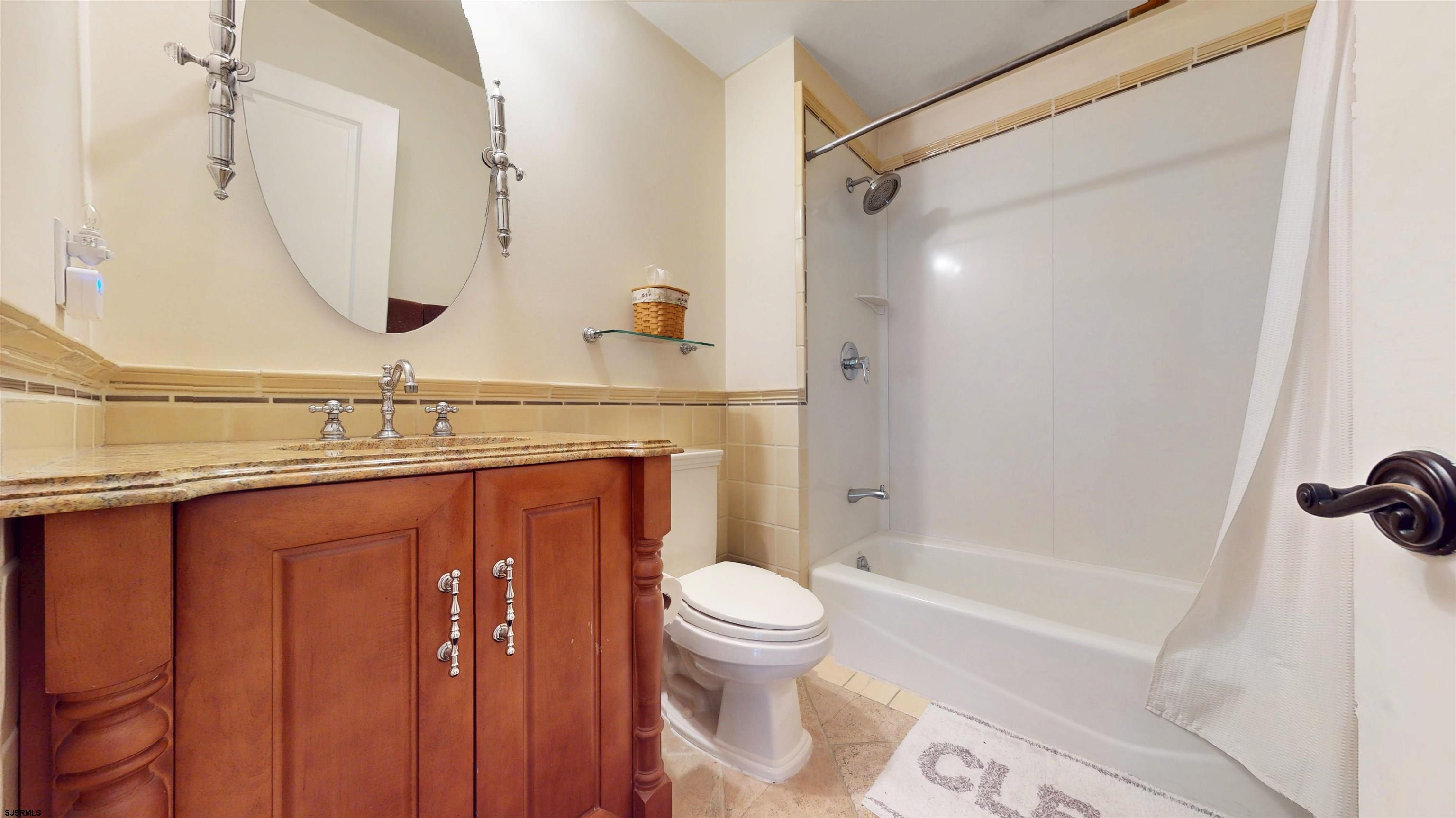 Linwood, New Jersey, 08221, United States, 6 Bedrooms Bedrooms, ,5 BathroomsBathrooms,Residential,For Sale,1975811