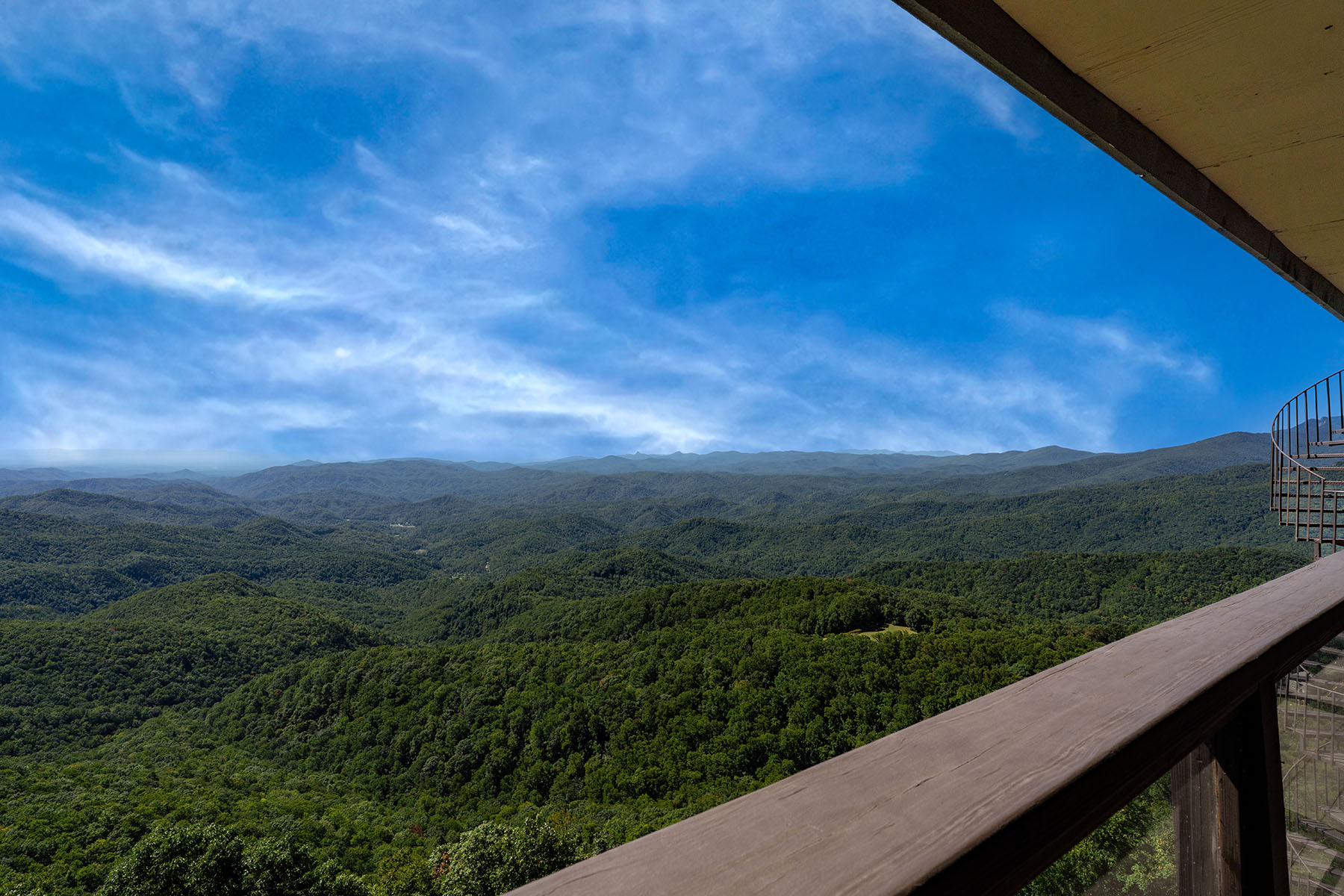  CHATEAUX CLOUD - BLOWING ROCK - 物件實景