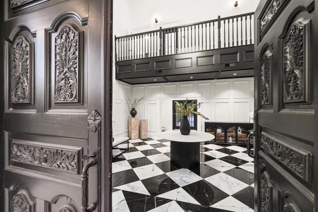 St Petersburg, Florida, 33707, United States, 5 Bedrooms Bedrooms, ,9 BathroomsBathrooms,Residential,For Sale,2000985