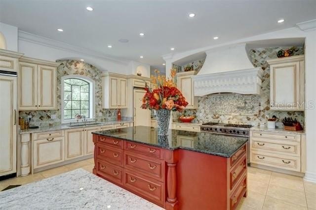 CLEARWATER BEACH, Florida, 33767, United States, 5 Bedrooms Bedrooms, ,6 BathroomsBathrooms,Residential,For Sale,1977061