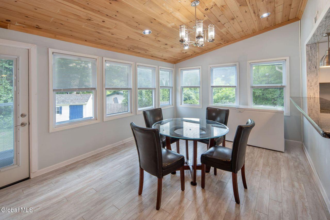 Guilderland, New York, 12303, United States, 4 Bedrooms Bedrooms, ,3 BathroomsBathrooms,Residential,For Sale,1891767
