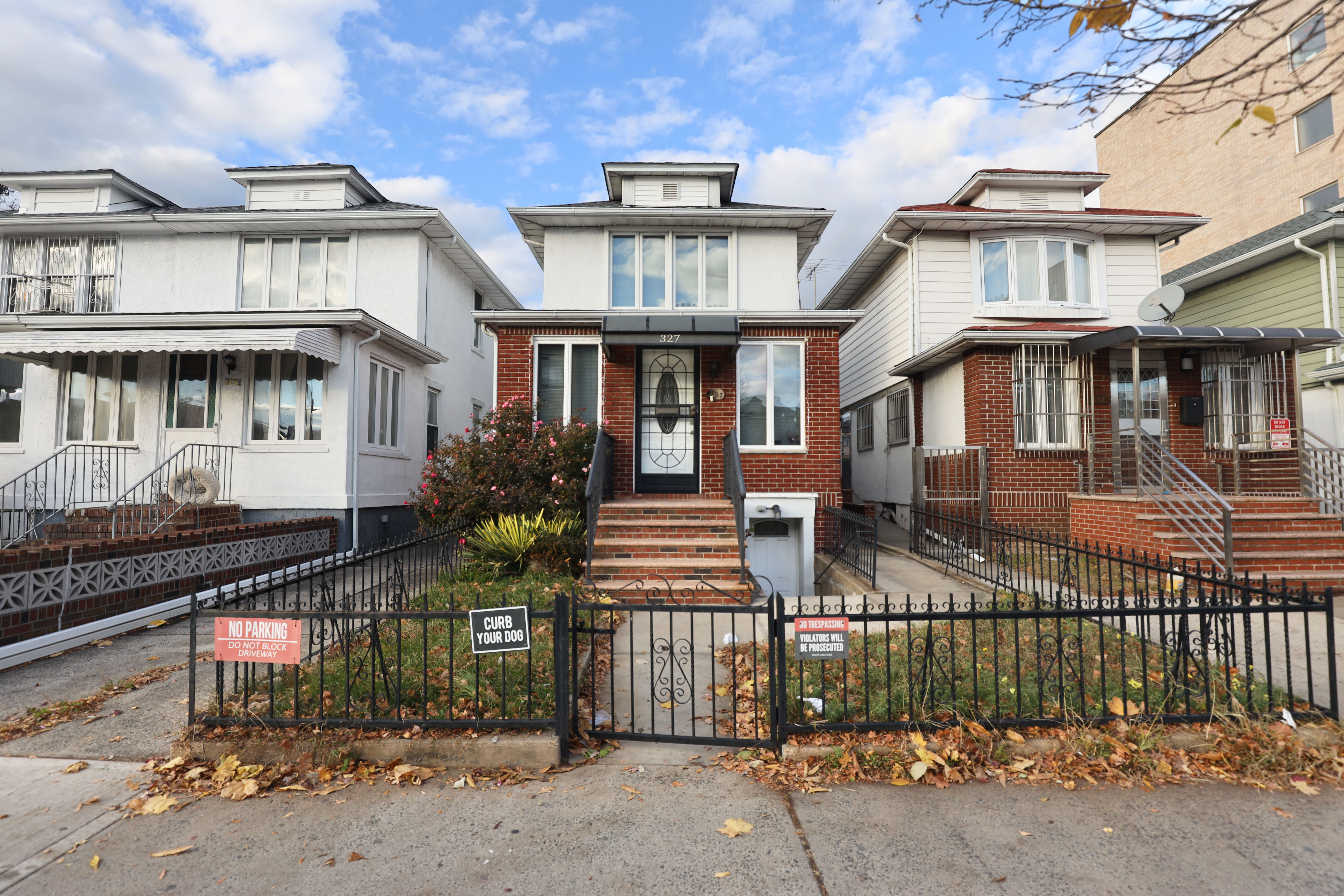327 Ave P, Brooklyn, New York, 11204, United States, 3 Bedrooms Bedrooms, ,2 BathroomsBathrooms,Residential,For Sale,327 Ave P,1407210