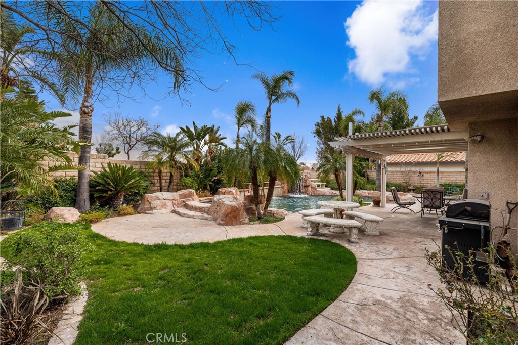 Fontana, California, 92336, United States, 4 Bedrooms Bedrooms, ,3 BathroomsBathrooms,Residential,For Sale,2022235