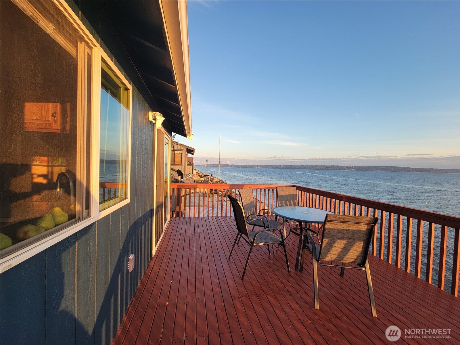 Hat Island, Washington, 98206, United States, 2 Bedrooms Bedrooms, ,1 BathroomBathrooms,Residential,For Sale,1995384