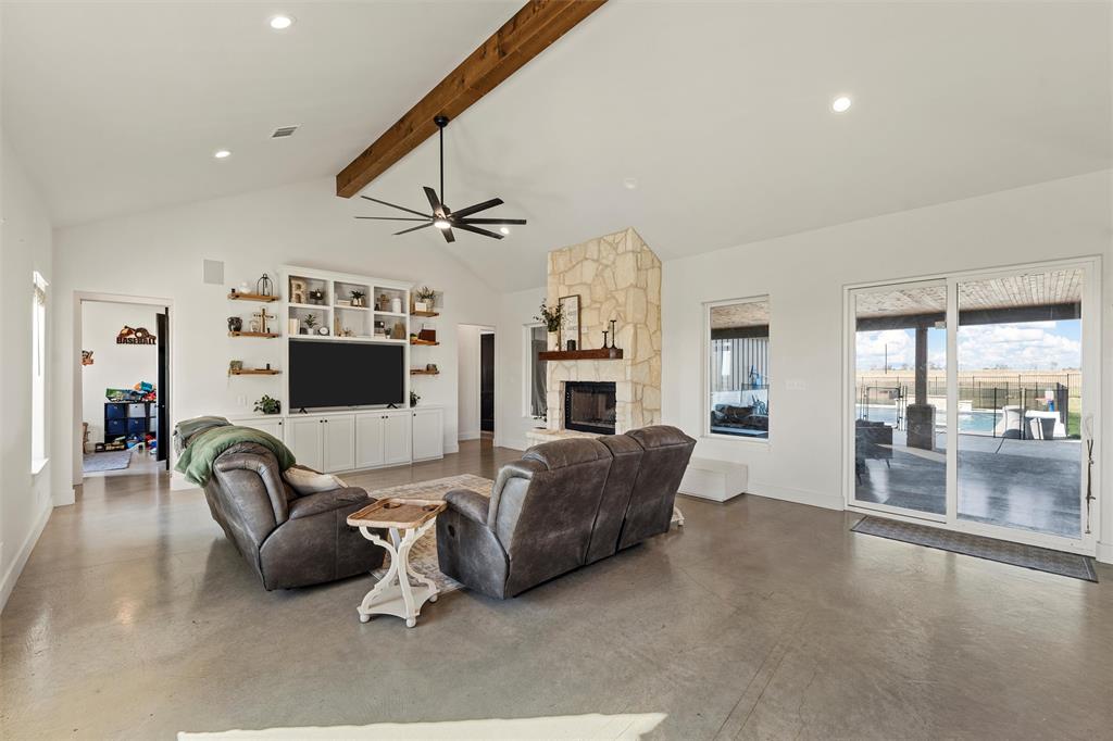 353 Willow Moon Ranch Road, Crawford, Texas, 76638, United States, 6 Bedrooms Bedrooms, ,3 BathroomsBathrooms,Residential,For Sale,353 Willow Moon Ranch Road,1673440