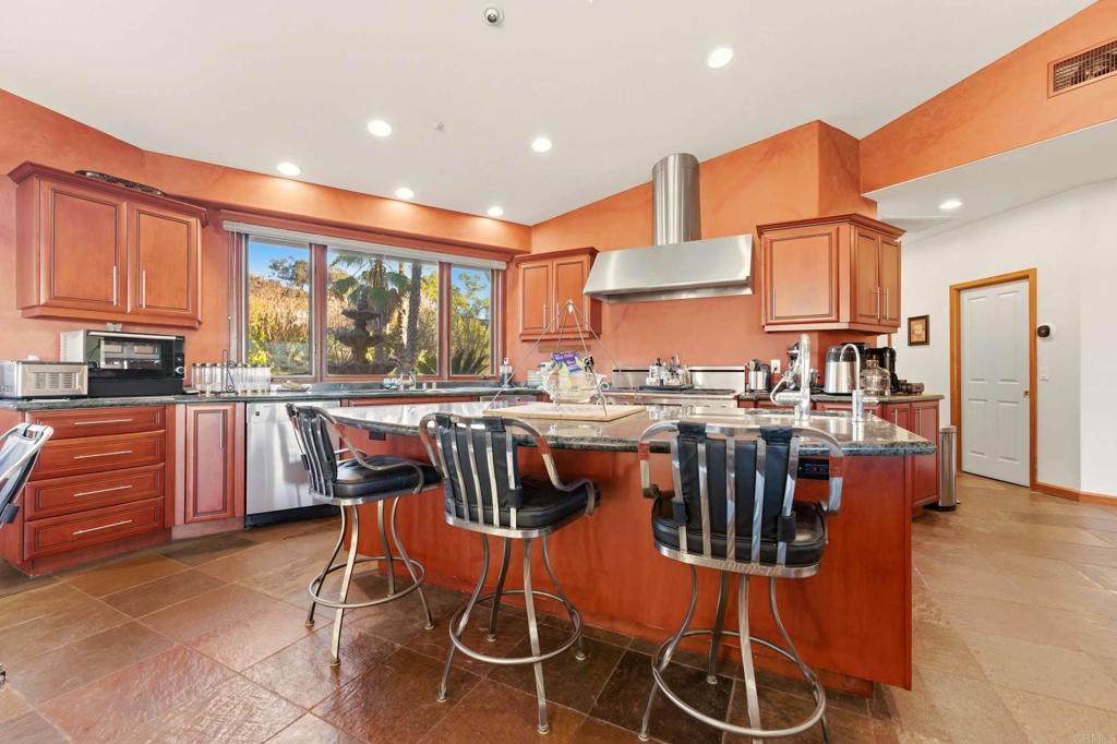 Jamul, California, 91935, United States, 5 Bedrooms Bedrooms, ,5 BathroomsBathrooms,Residential,For Sale,2005429