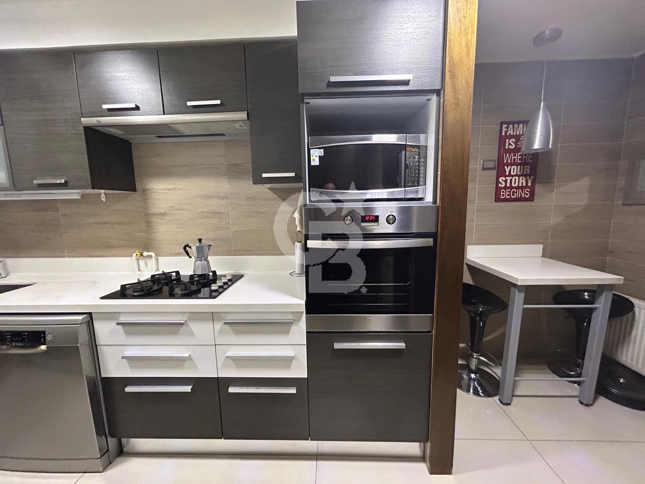 Lo Barnechea, Chile, 4 Bedrooms Bedrooms, ,4 BathroomsBathrooms,Residential,For Sale,1998331