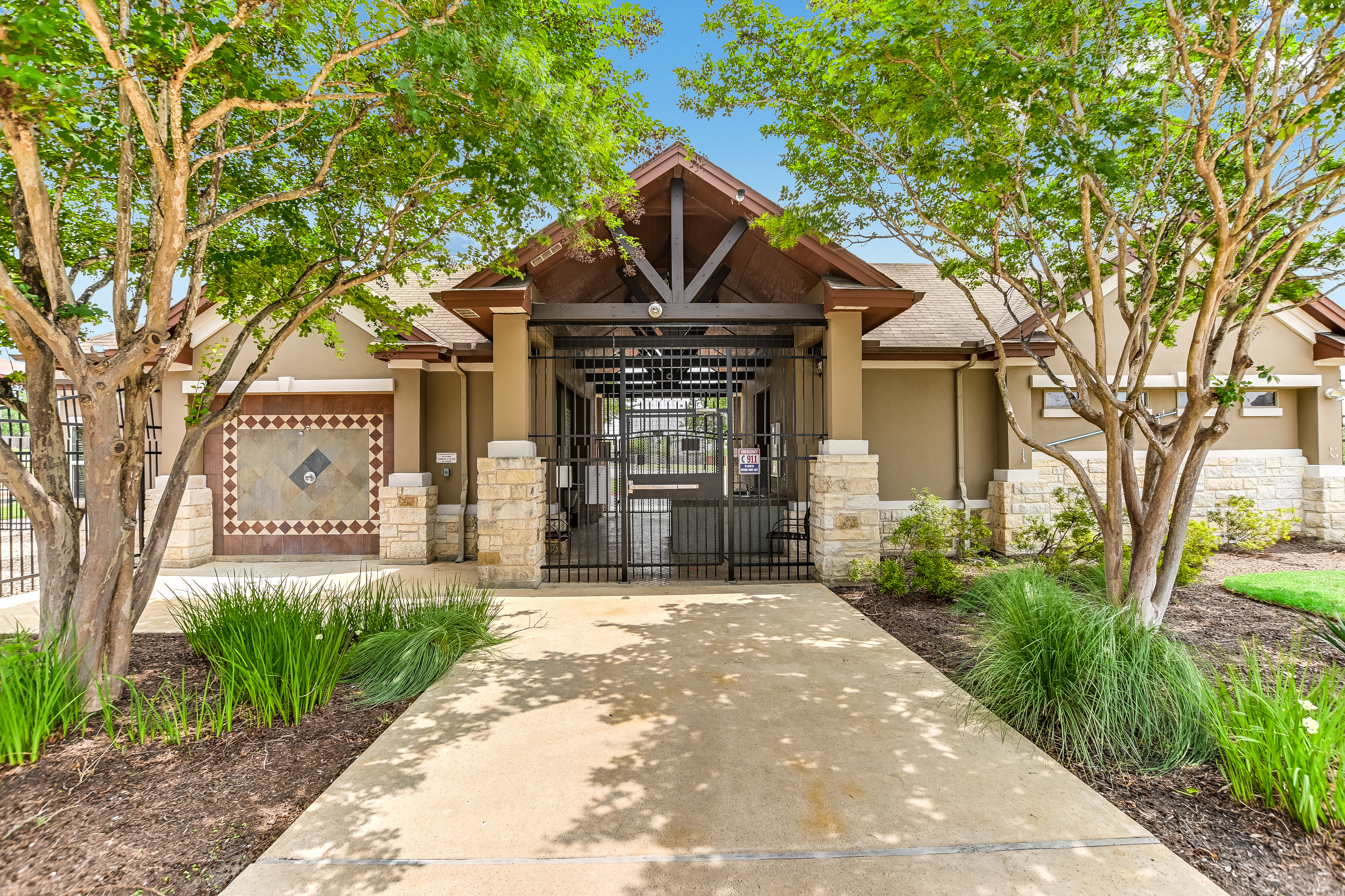  300 Wapiti Road, Buda, TX 78610 - 物件實景