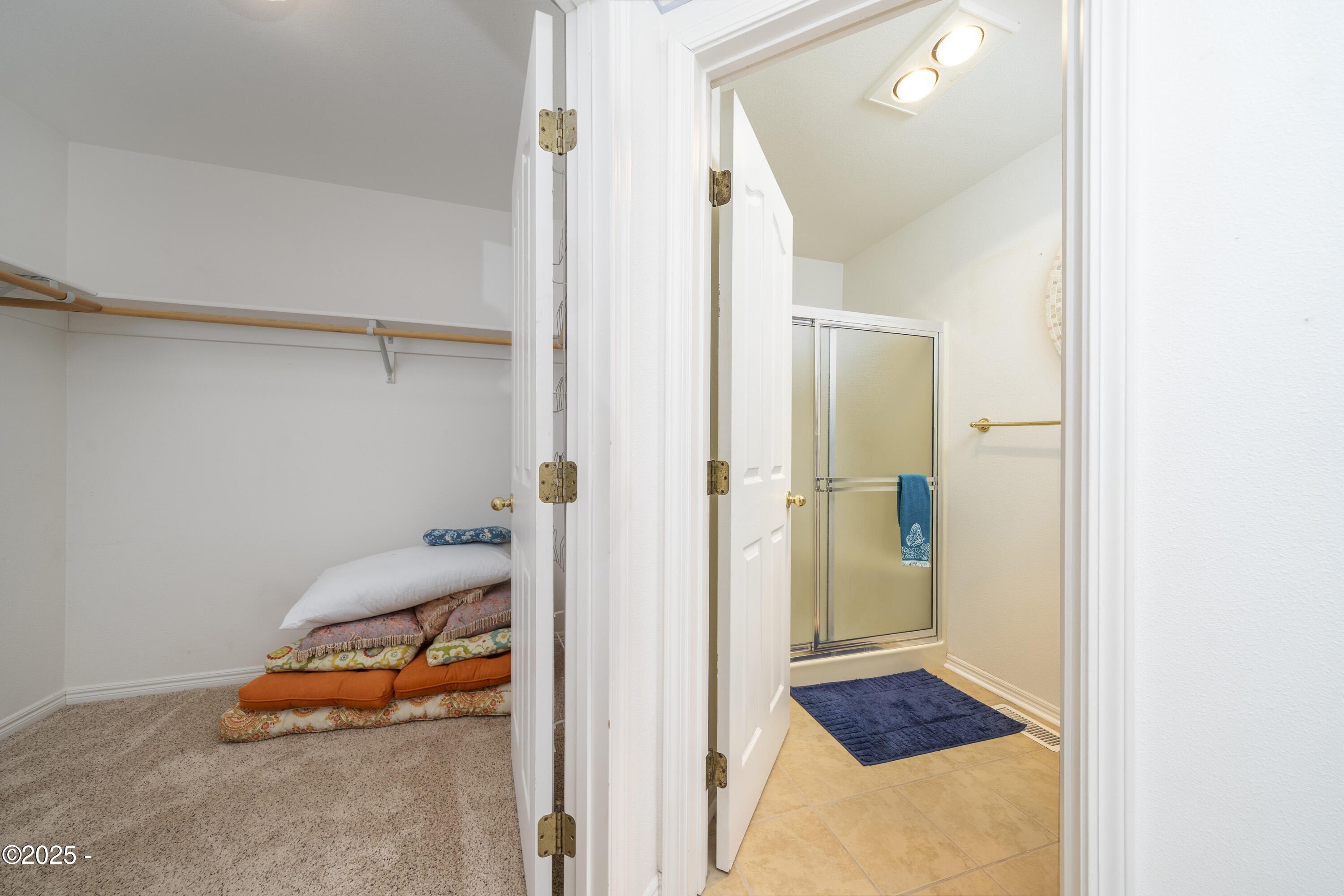 Lincoln City, Oregon, 97365, United States, 2 Bedrooms Bedrooms, ,2 BathroomsBathrooms,Residential,For Sale,1858189